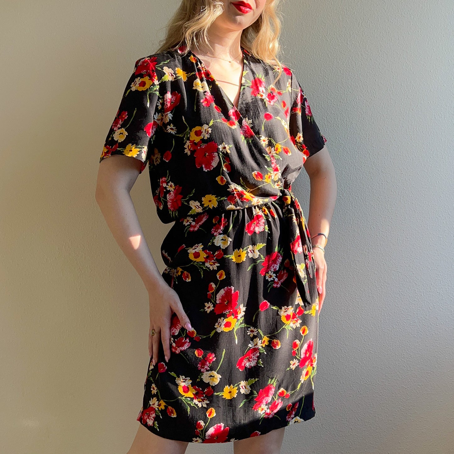 Flirty 1980s Black Dress With Floral Print (M/L)
