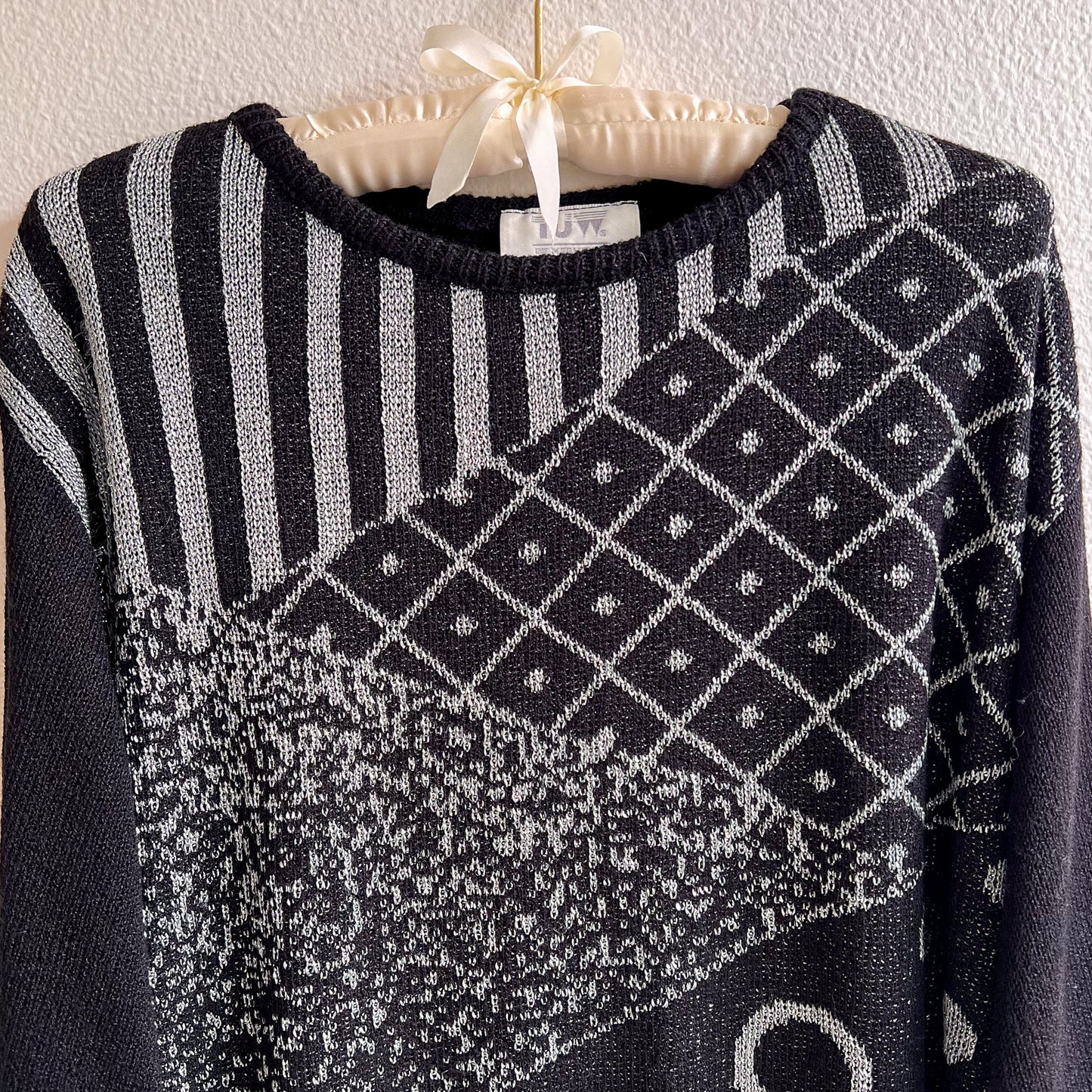 1980s Black Long Sleeve Sweater With Silver Design (S/M)