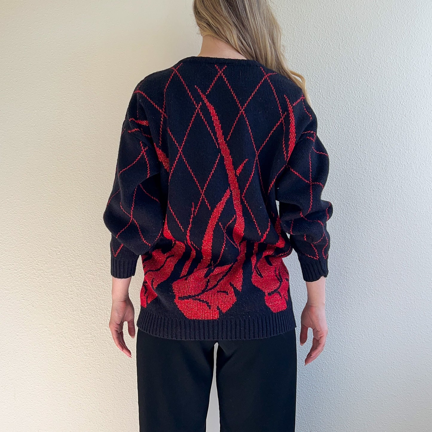 1980s Black Sweater With Metallic Red Pattern (L/XL)