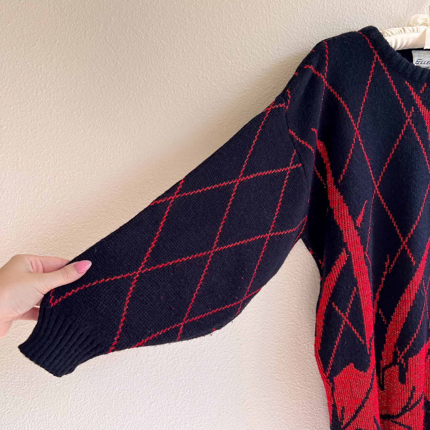 1980s Black Sweater With Metallic Red Pattern (L/XL)