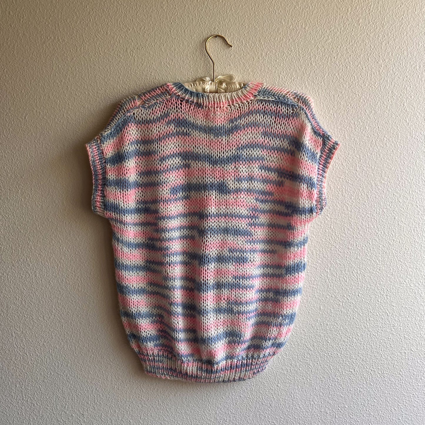 1980s Baby Pink and Blue Short Sleeve Sweater (M/L)
