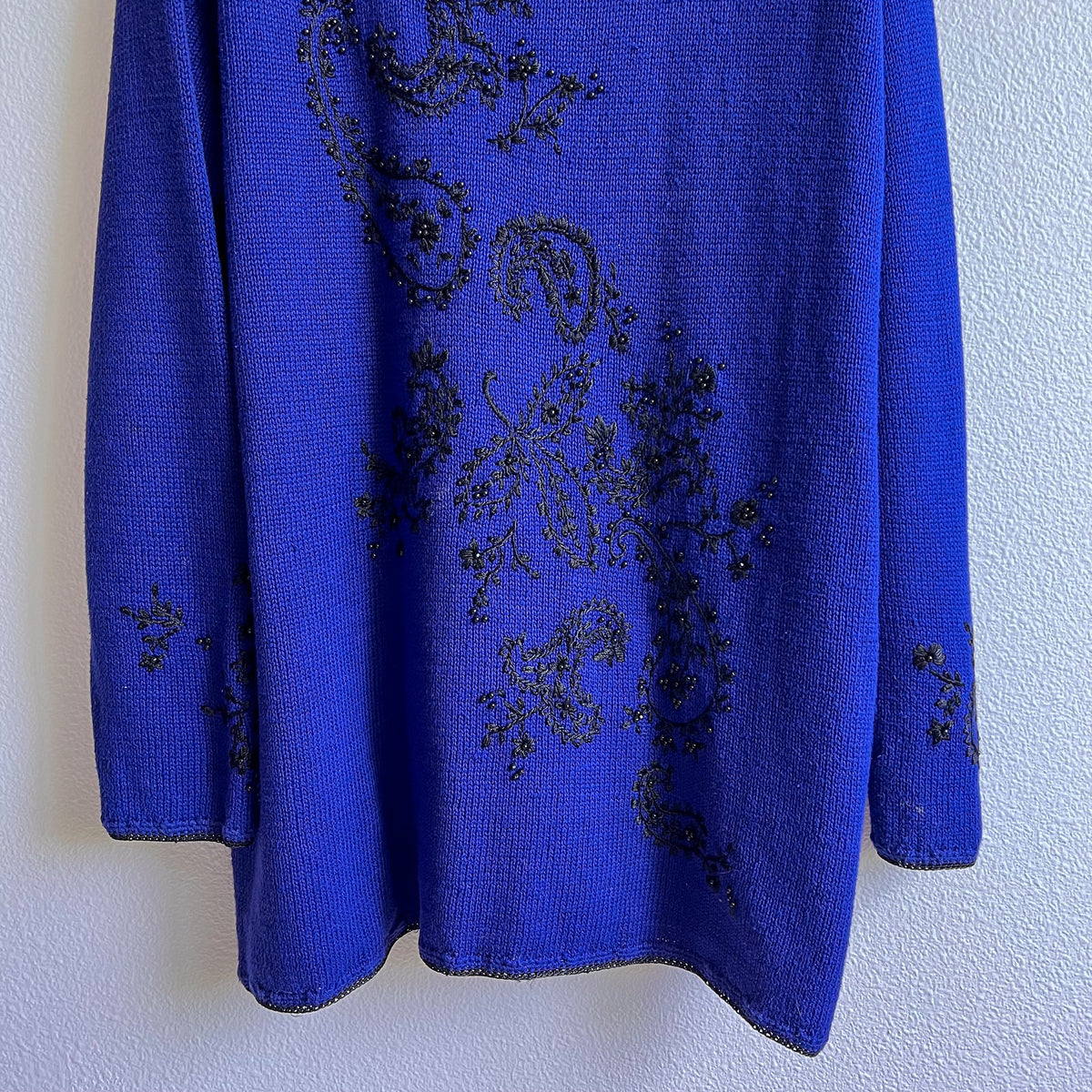 1980s Deep Blue Sweater With Black Embroidery (XXL)