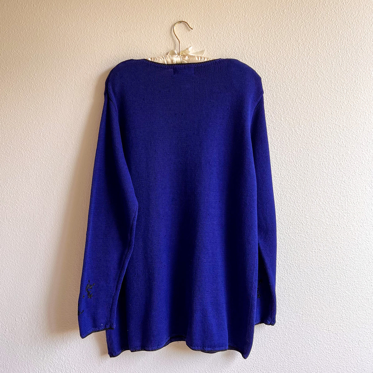 1980s Deep Blue Sweater With Black Embroidery (XXL)