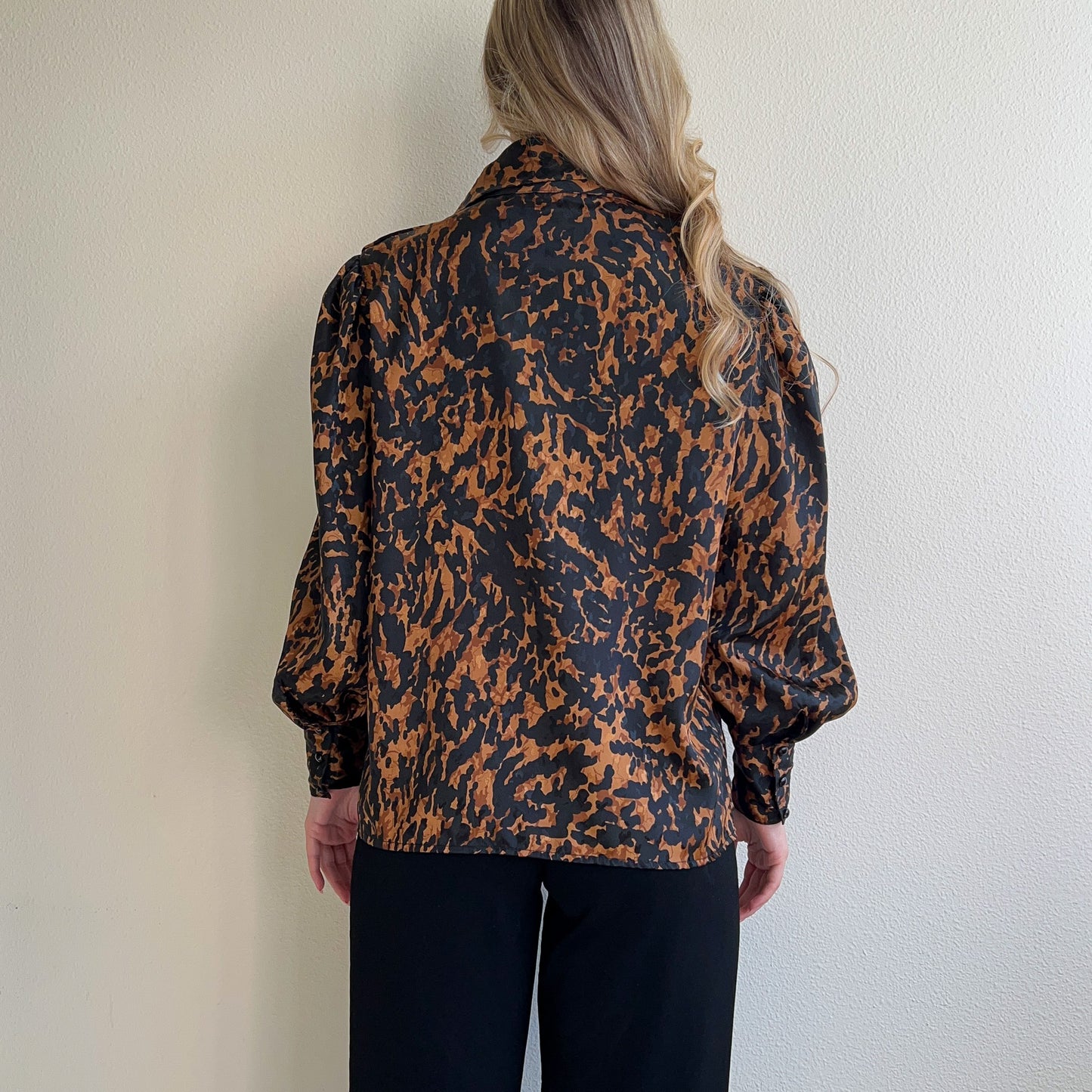 1990s Bronze and Black Animal Print Blouse (L/XL)