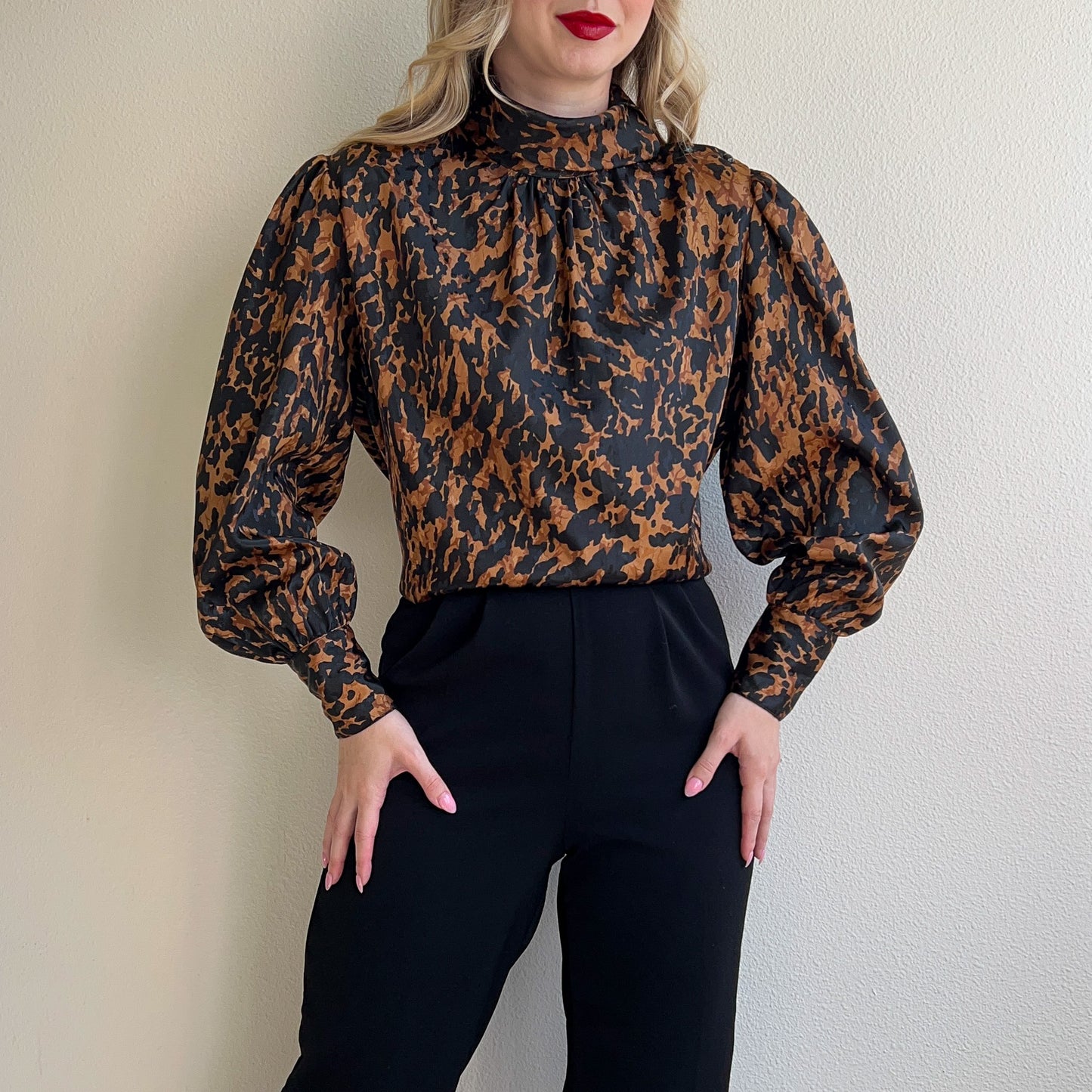 1990s Bronze and Black Animal Print Blouse (L/XL)