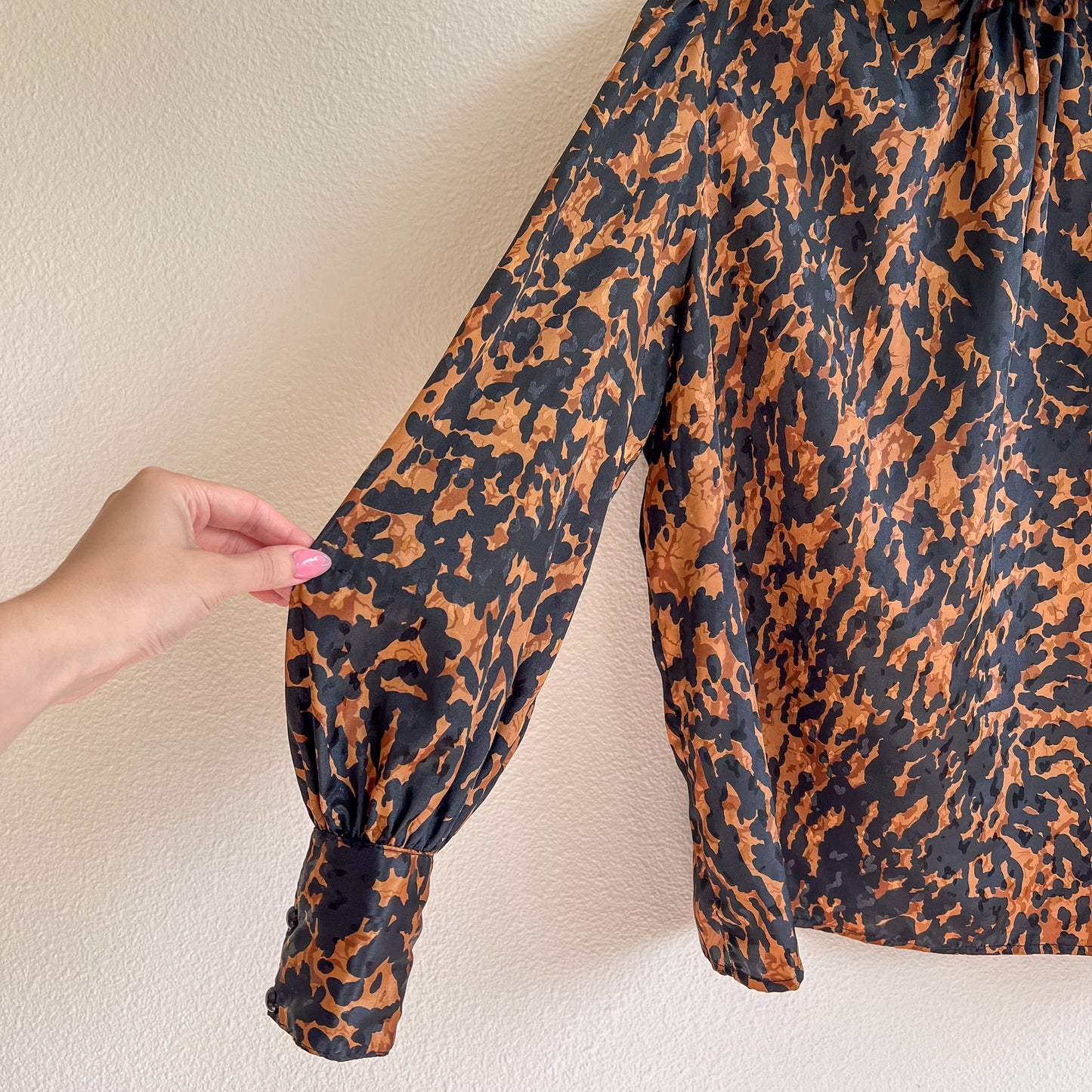 1990s Bronze and Black Animal Print Blouse (L/XL)