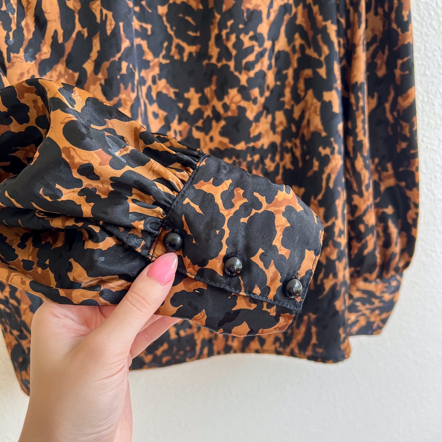 1990s Bronze and Black Animal Print Blouse (L/XL)