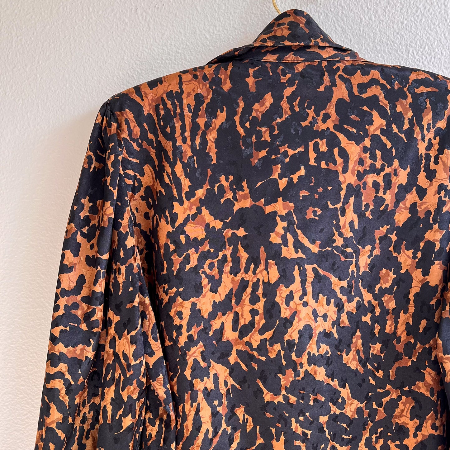 1990s Bronze and Black Animal Print Blouse (L/XL)