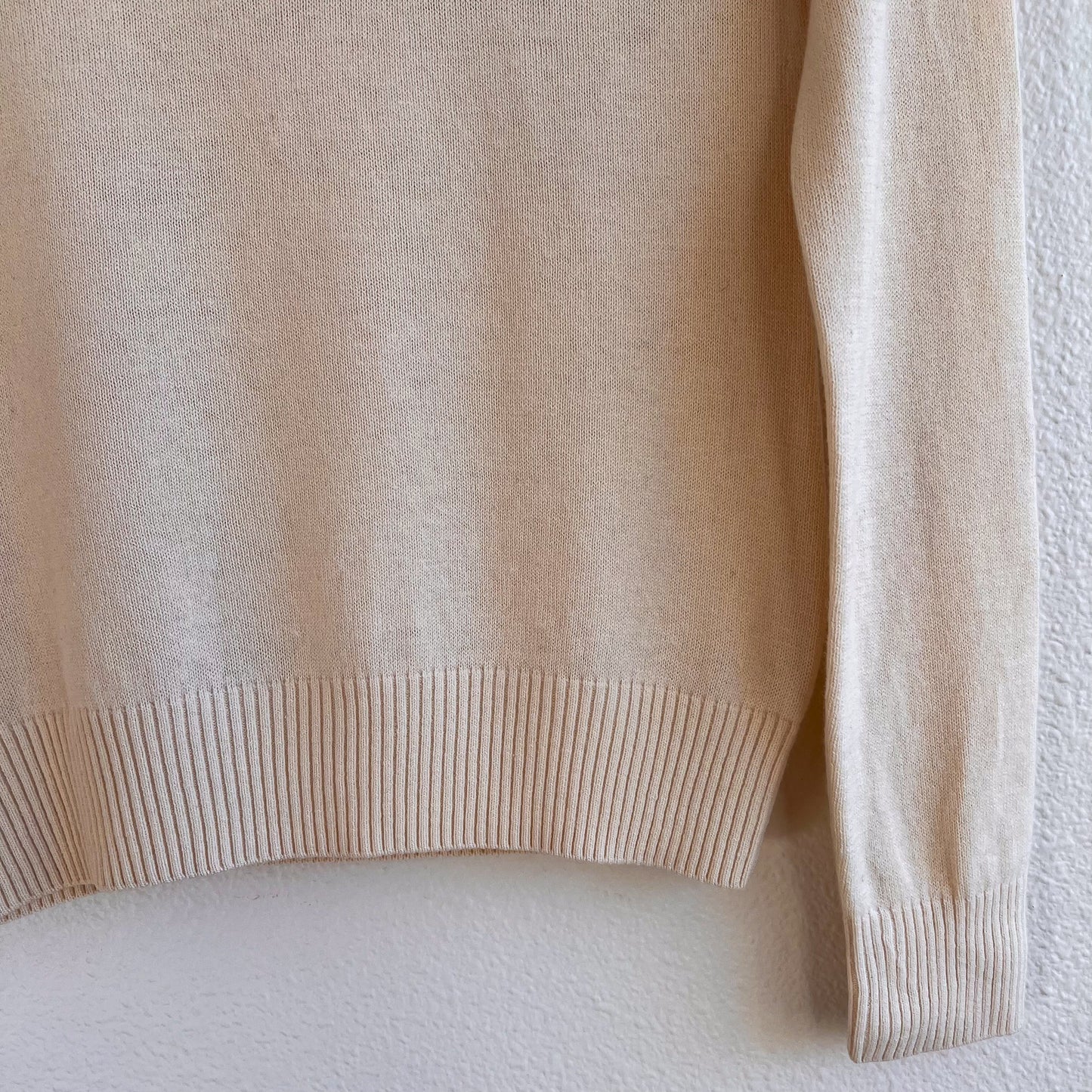 Cute 1980s Cream Sweater With Floral Appliqué (S)