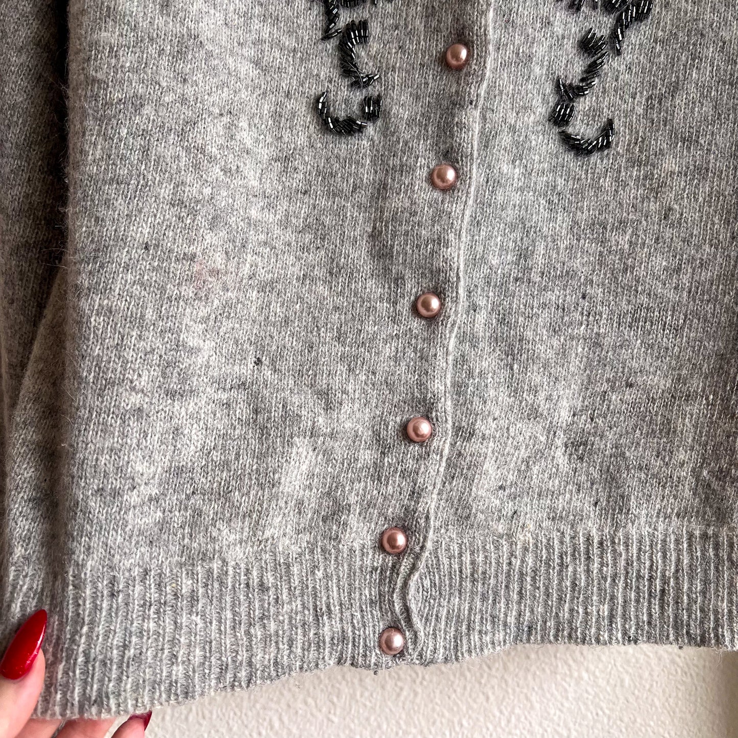 1980s-Does-1950s Gray Cardigan With Beading (S/M)