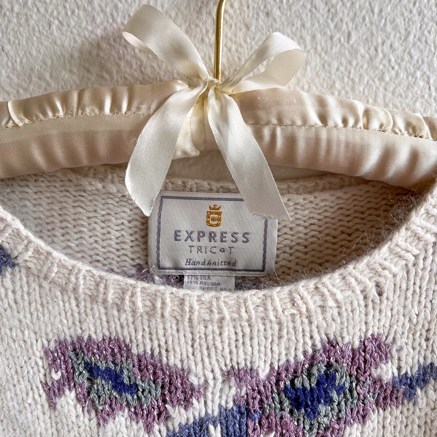 Fabulous 1980s White Silk Sweater With Purple Florals (L/XL)