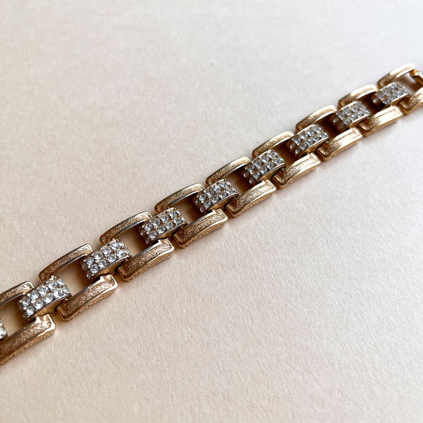 1980s Gold Link Bracelet With Rhinestones
