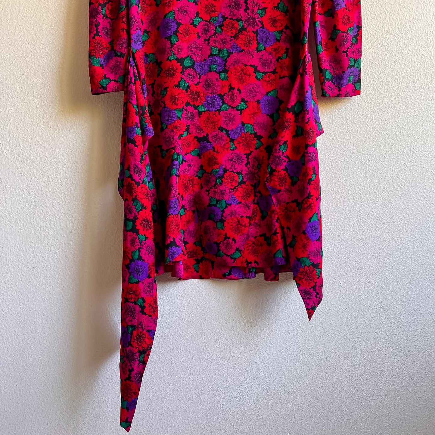 Beautiful 1980s Jewel-Toned Chrysanthemums Silk Dress (L/XL)