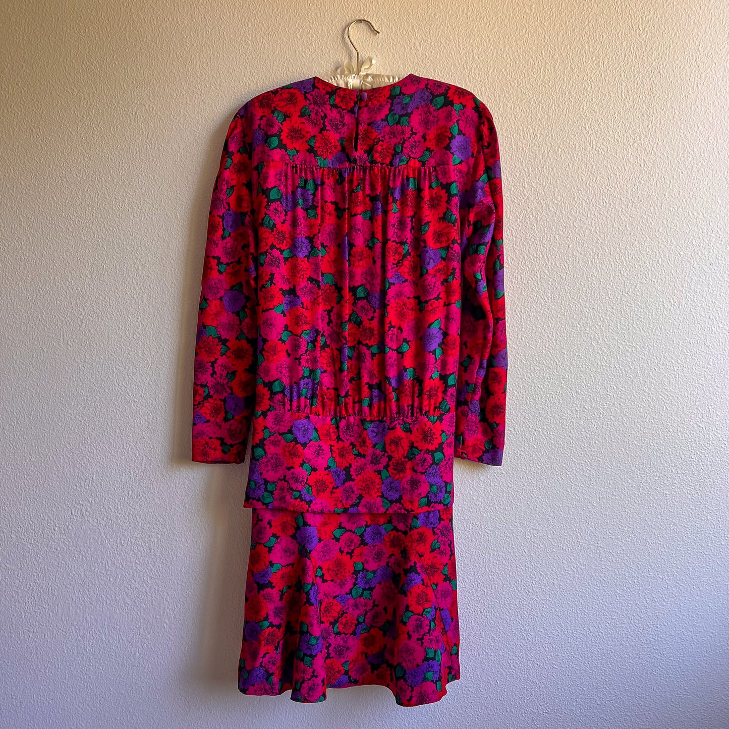 Beautiful 1980s Jewel-Toned Chrysanthemums Silk Dress (L/XL)