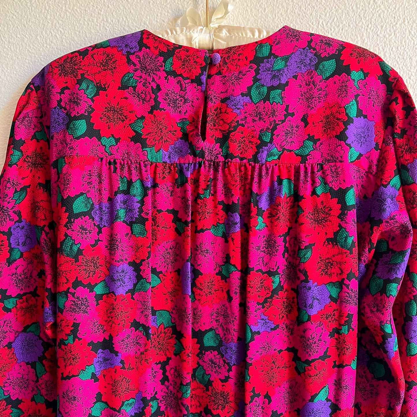 Beautiful 1980s Jewel-Toned Chrysanthemums Silk Dress (L/XL)