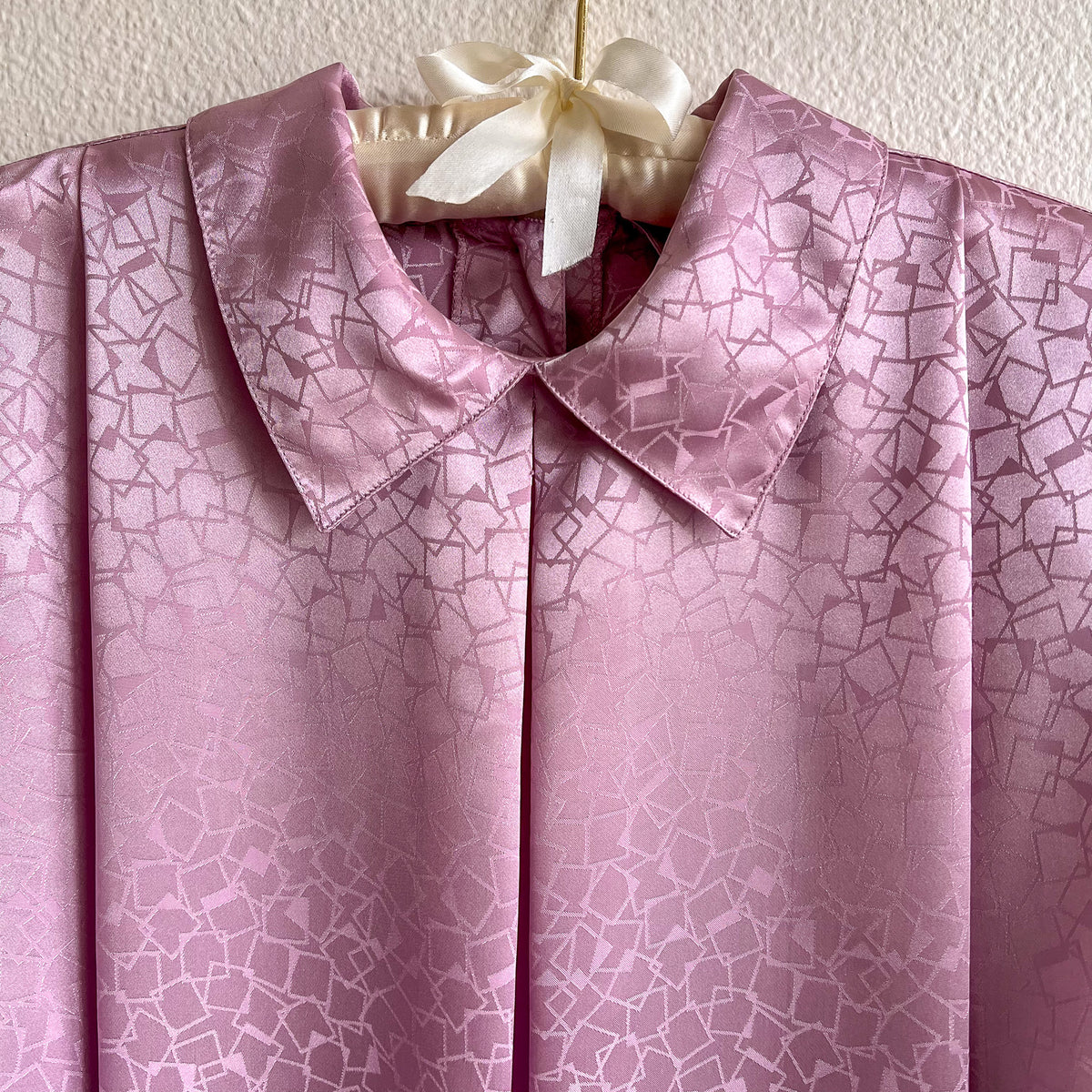 1980s Lilac Faux Silk Jacquard Blouse (M/L)