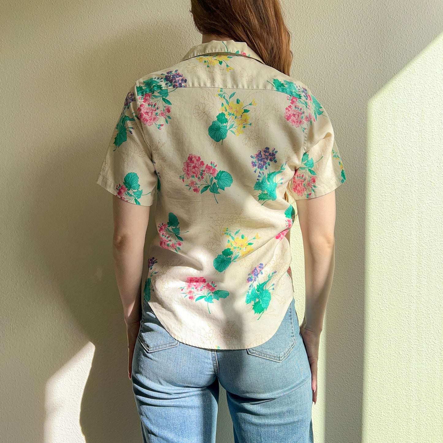 1980s Linen Button-Down With Summer Floral Print (S/M)