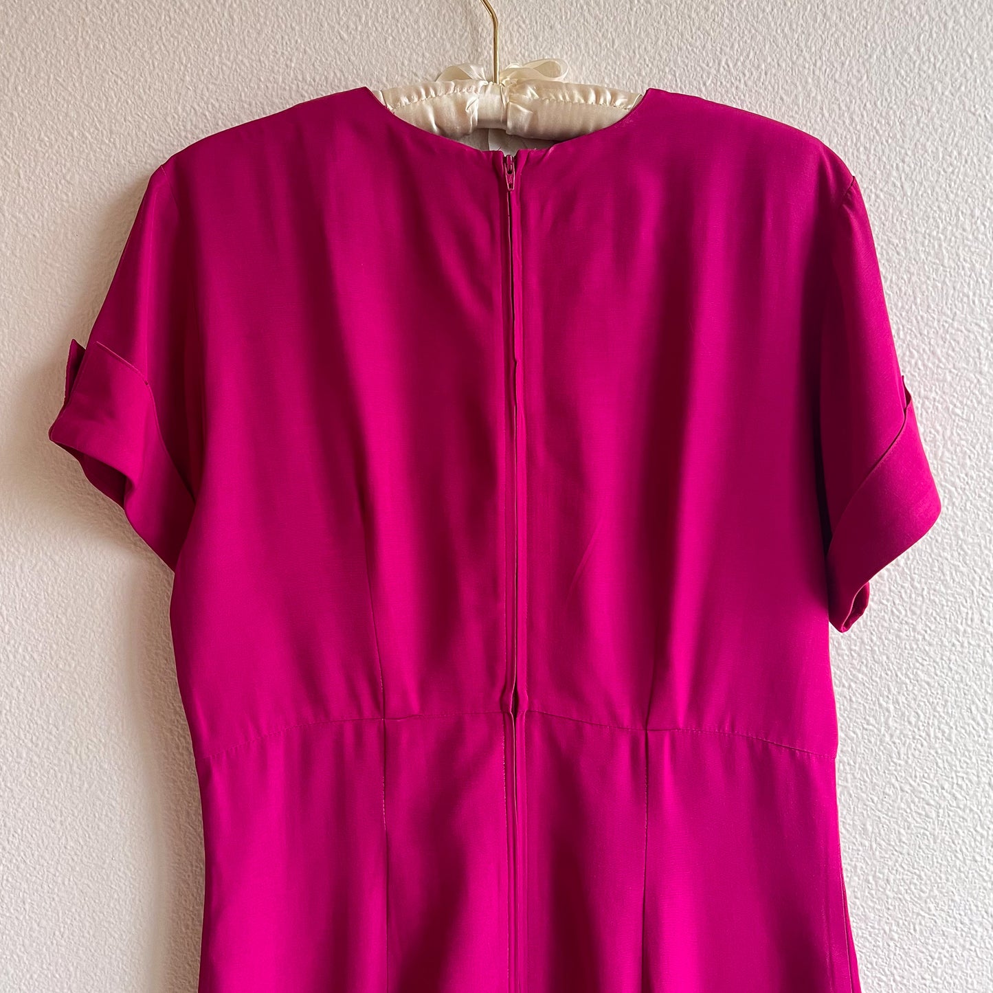 1980s Magenta Buttoned Work Dress (L)
