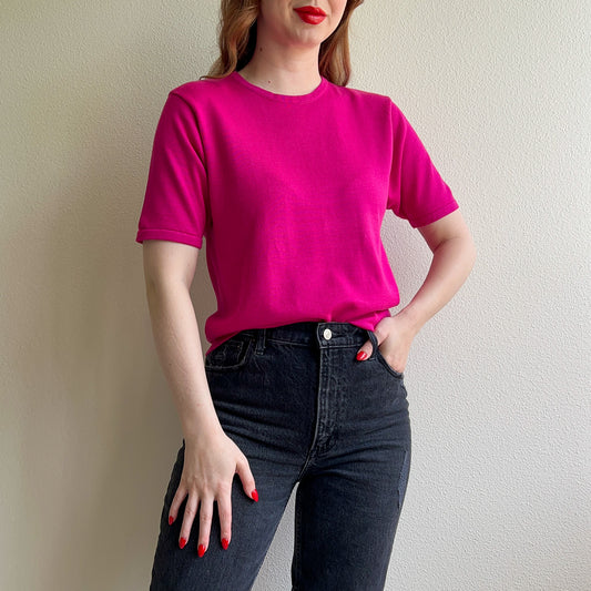 1980s Short Sleeve Magenta Sweater (S/M)