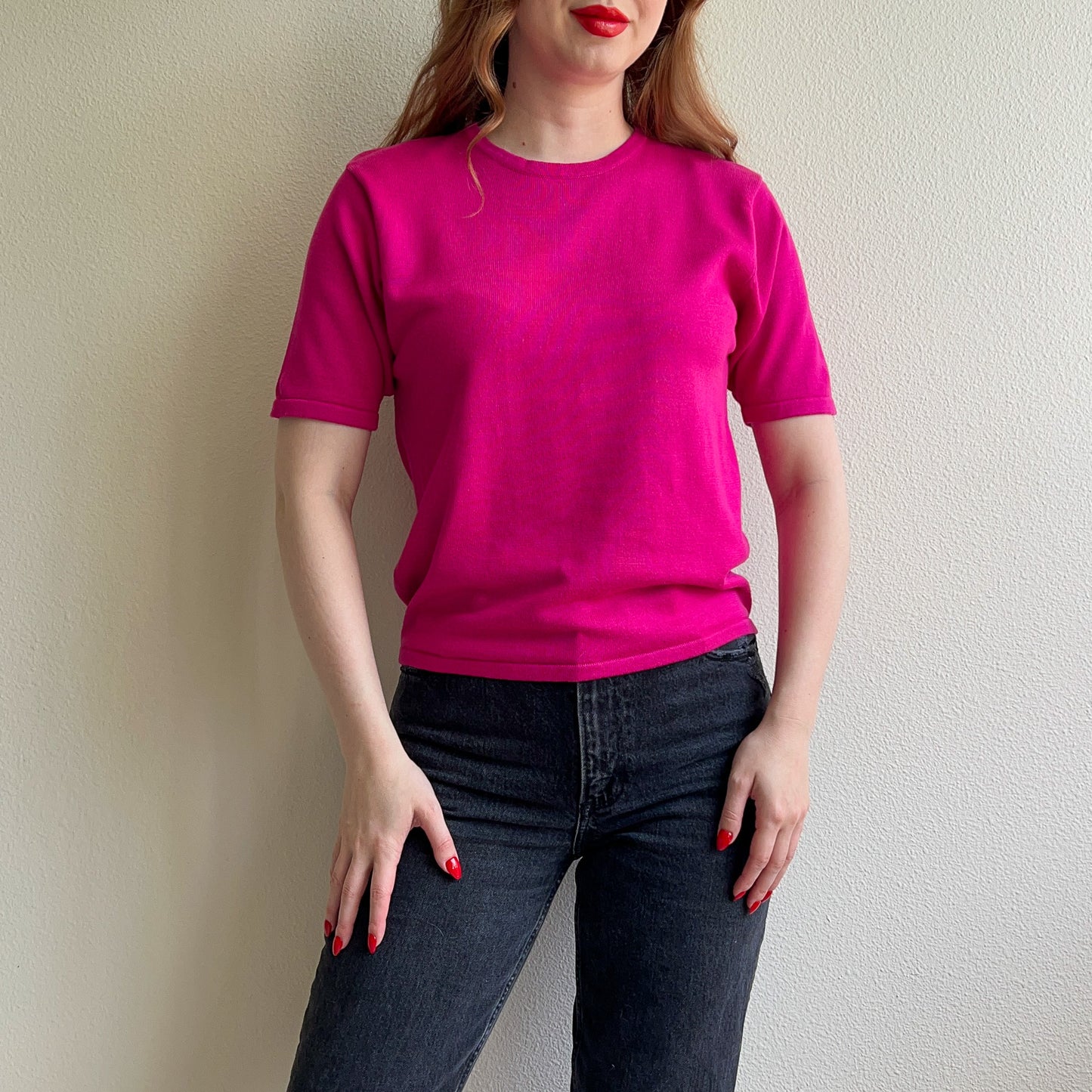 1980s Short Sleeve Magenta Sweater (S/M)
