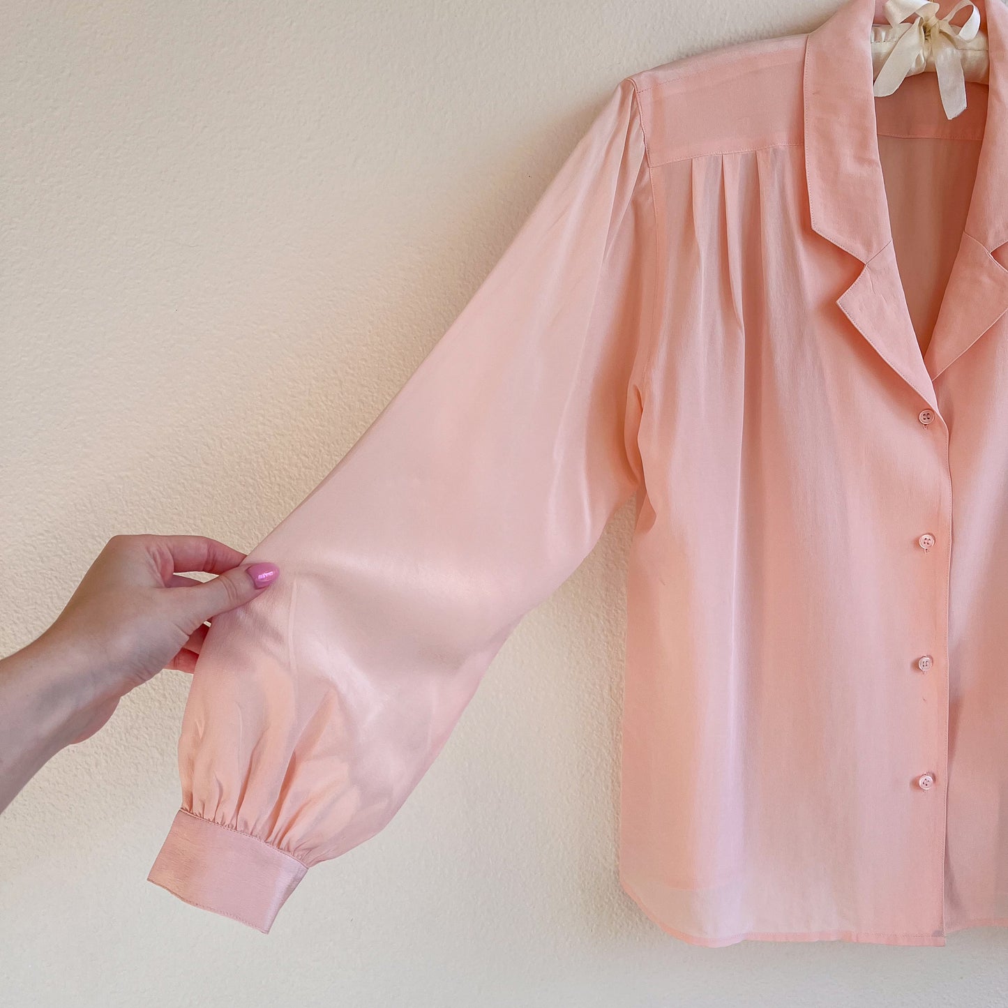 Stunning 1980s Ballet Pink Silk Blouse (M)
