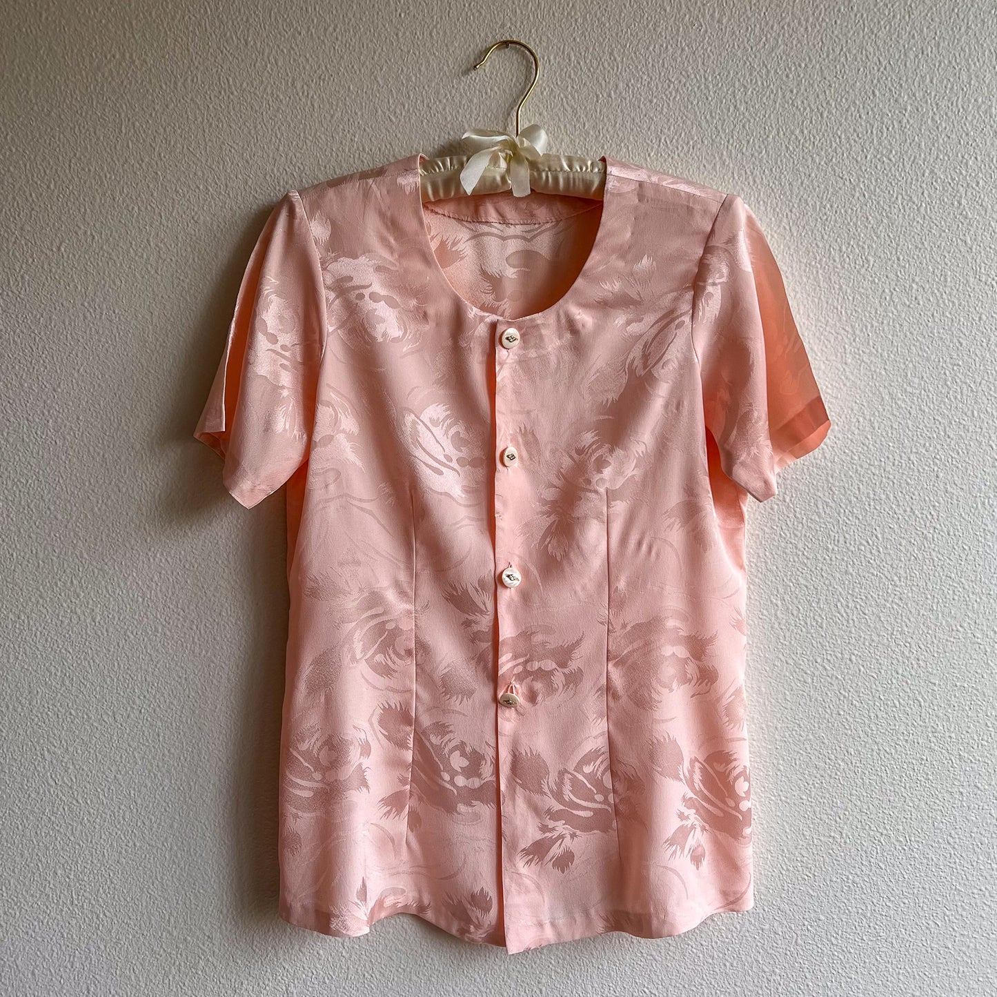 1980s Pink Silk Jacquard Short Sleeve Blouse (S/M)