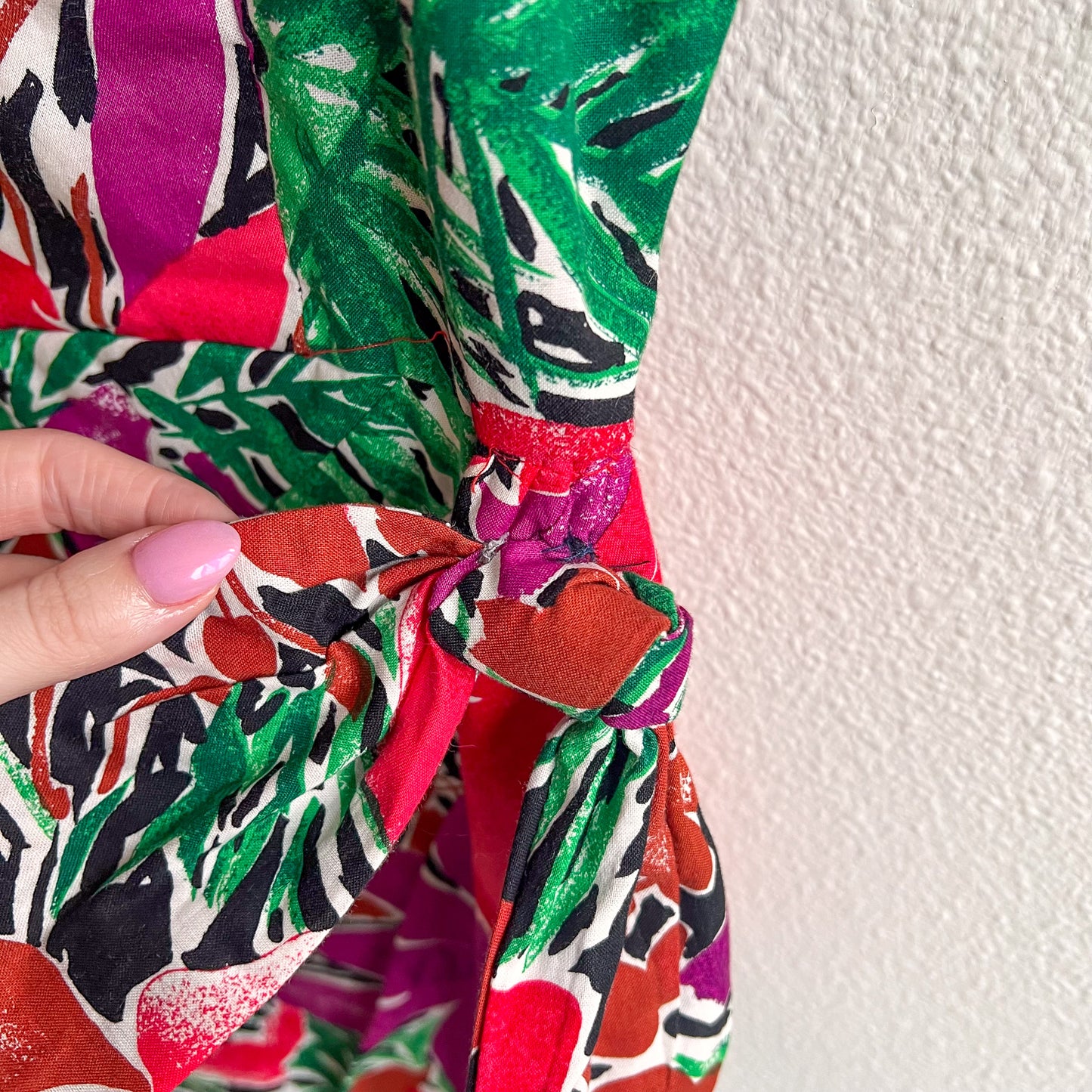 Gorgeous 1980s Purple and Green Print Summer Dress (L)