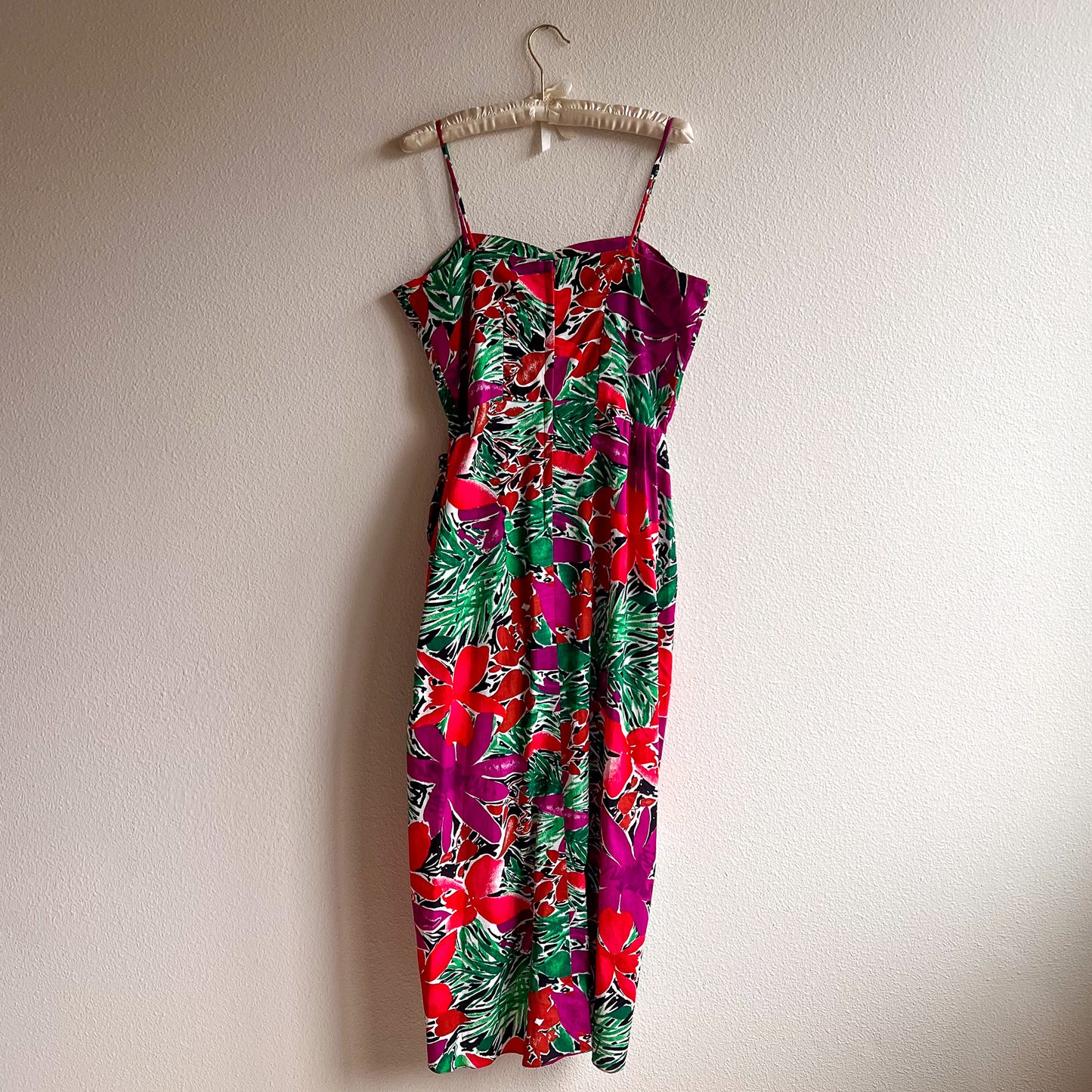 Gorgeous 1980s Purple and Green Print Summer Dress (L)