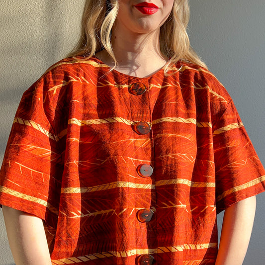 1980s Red and Orange Print Buttoned Dress (L/XL)