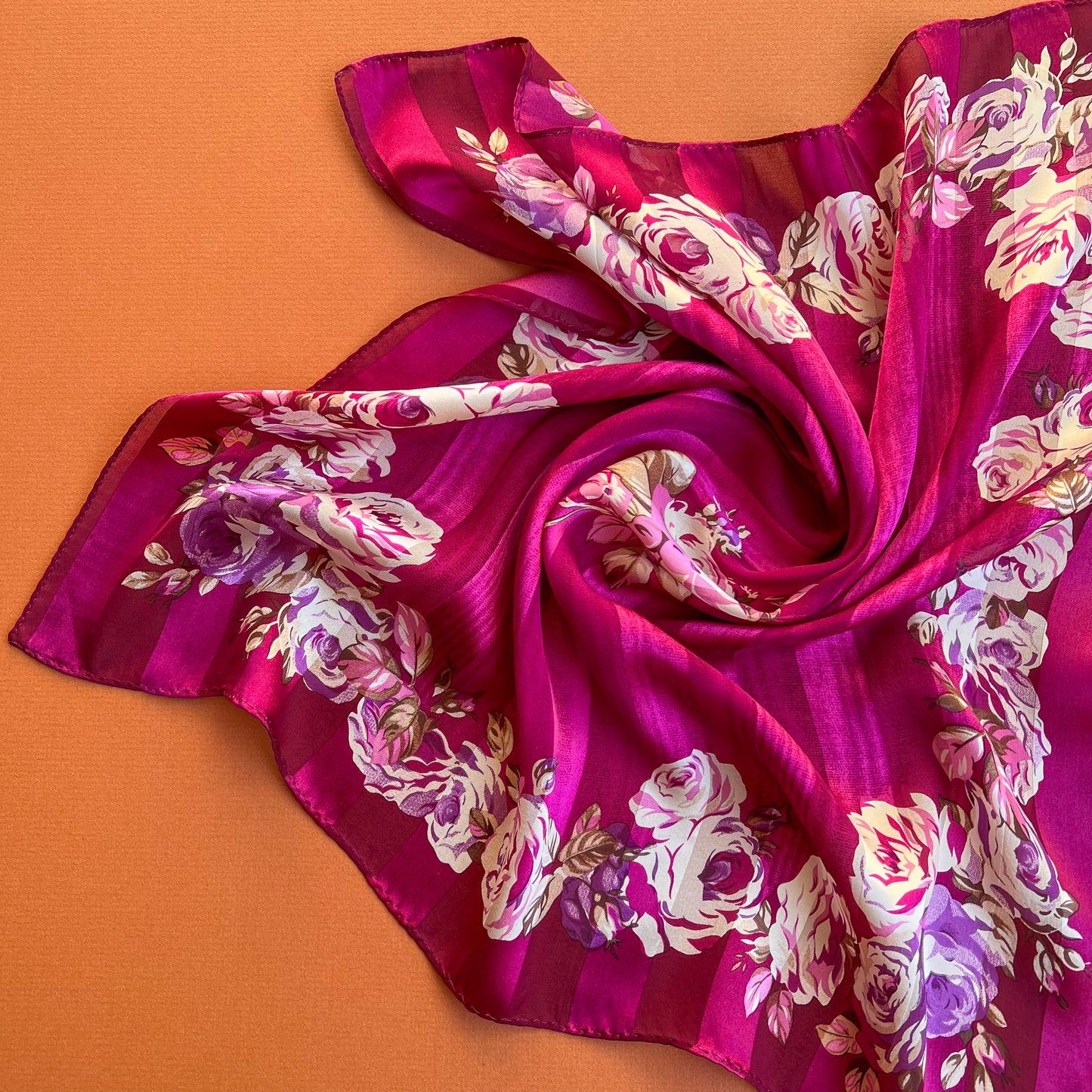 1980s Small Purple Scarf With Roses