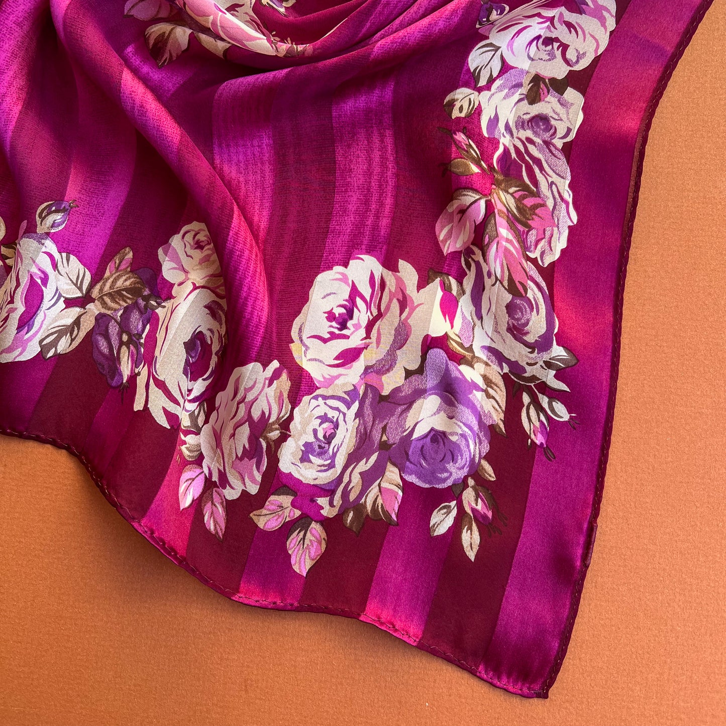 1980s Small Purple Scarf With Roses
