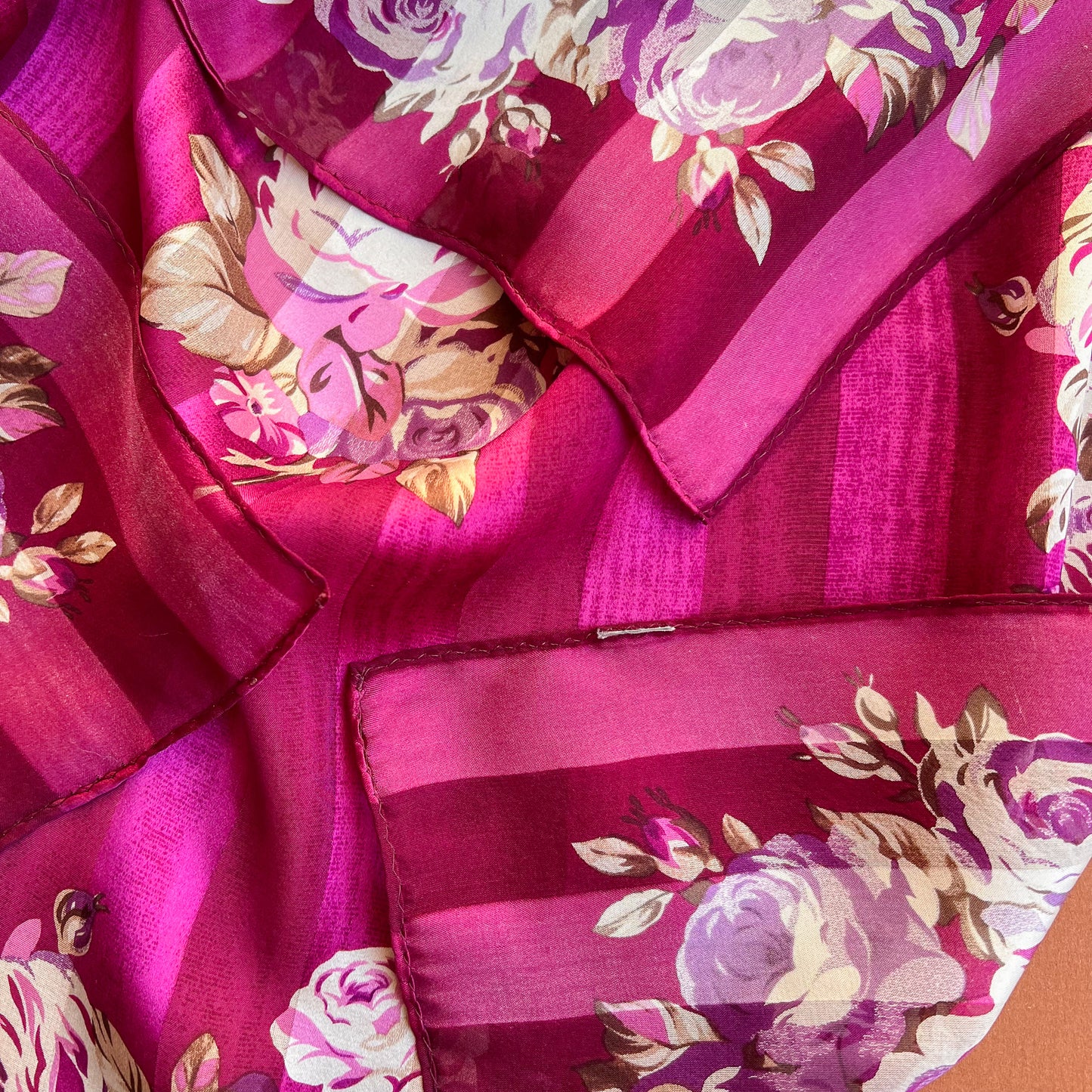 1980s Small Purple Scarf With Roses