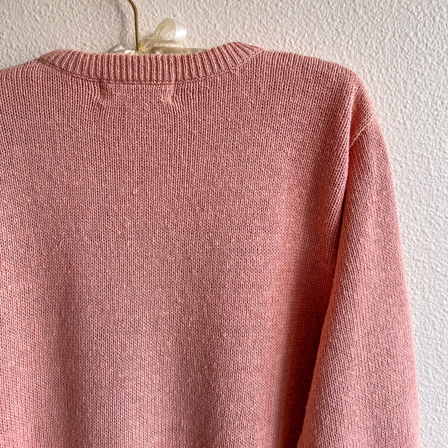 1980s Pink and White Snowflake Sweater (S/M)