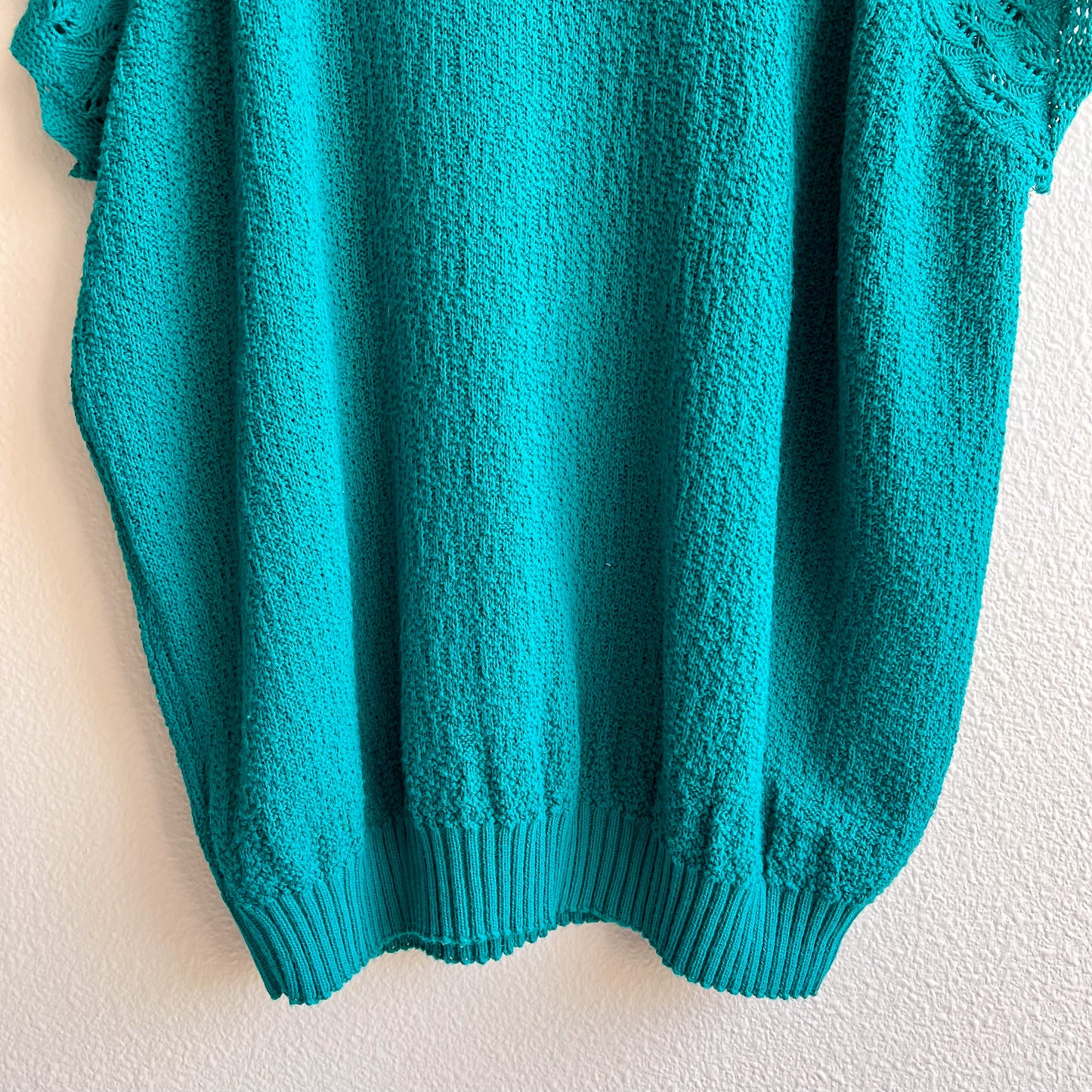 1980s Teal Short Sleeve Sweater With Crochet Details (L/XL)