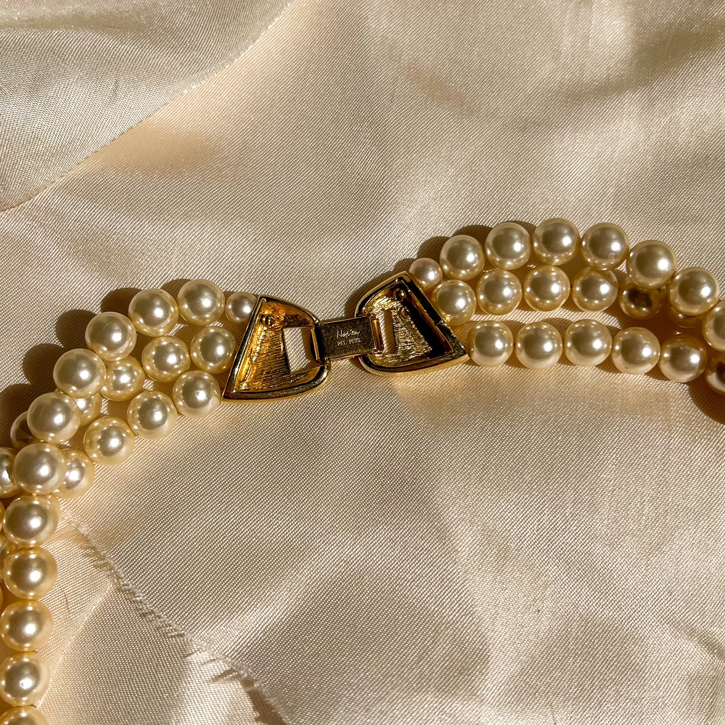 Stunning 1980s Triple-Strand Pearl Collar Necklace
