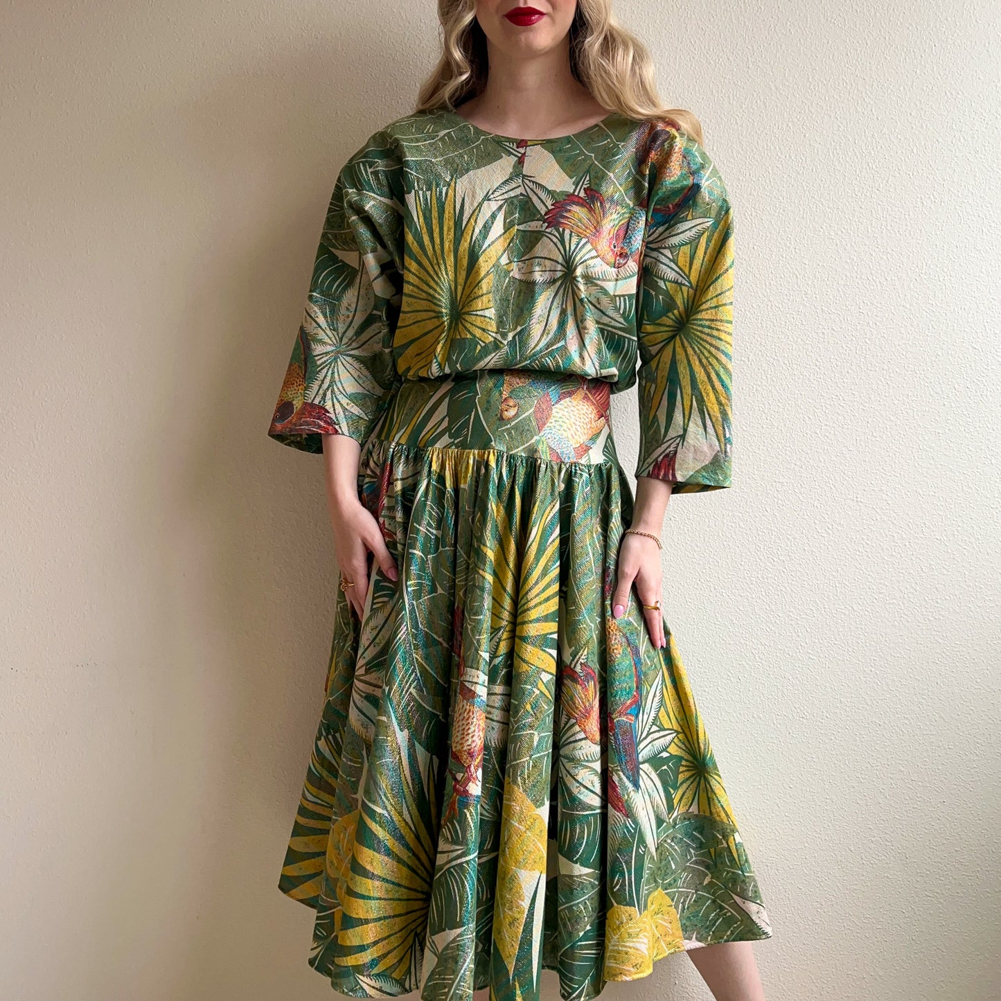 1980s Tropical Bird Print Dress With Metallic Threads (L)