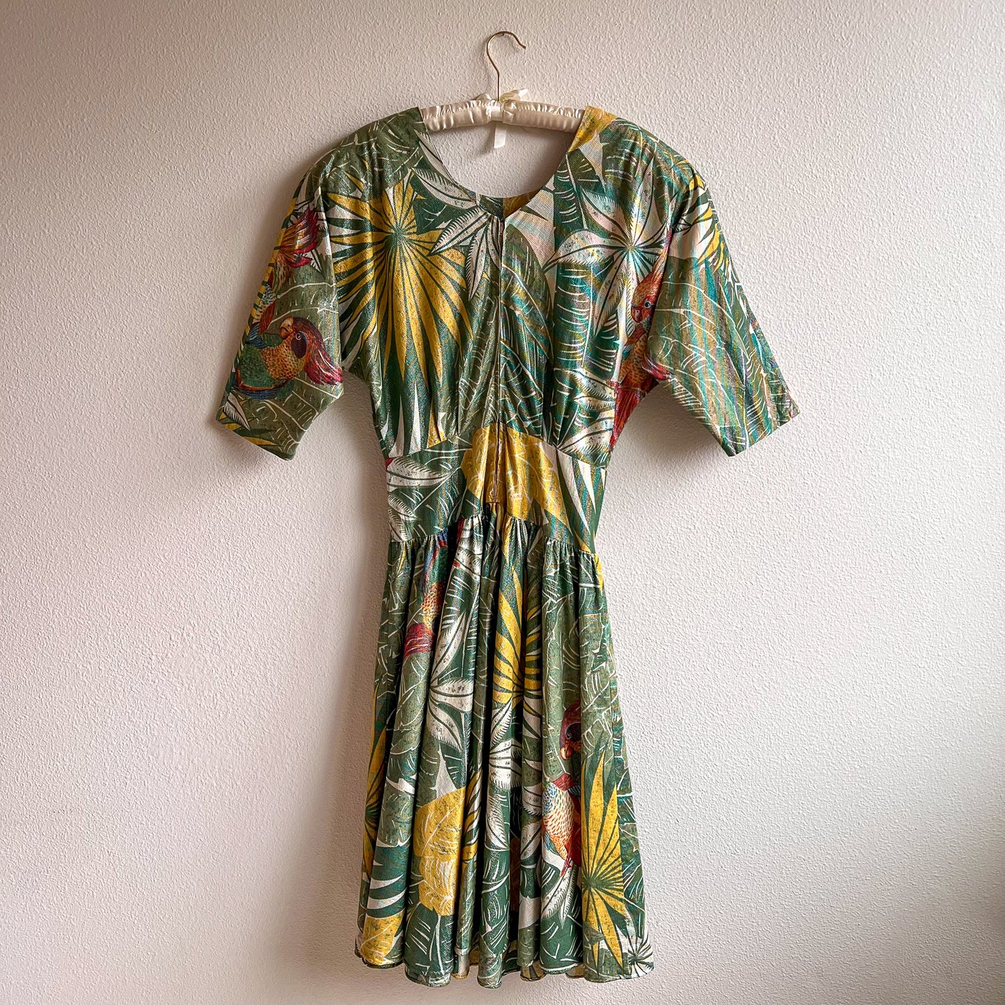 1980s Tropical Bird Print Dress With Metallic Threads (L)