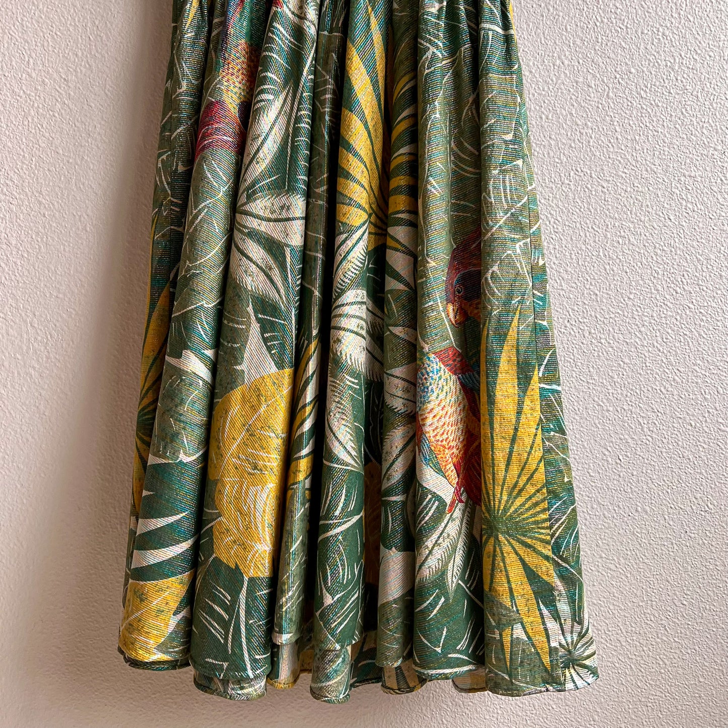 1980s Tropical Bird Print Dress With Metallic Threads (L)