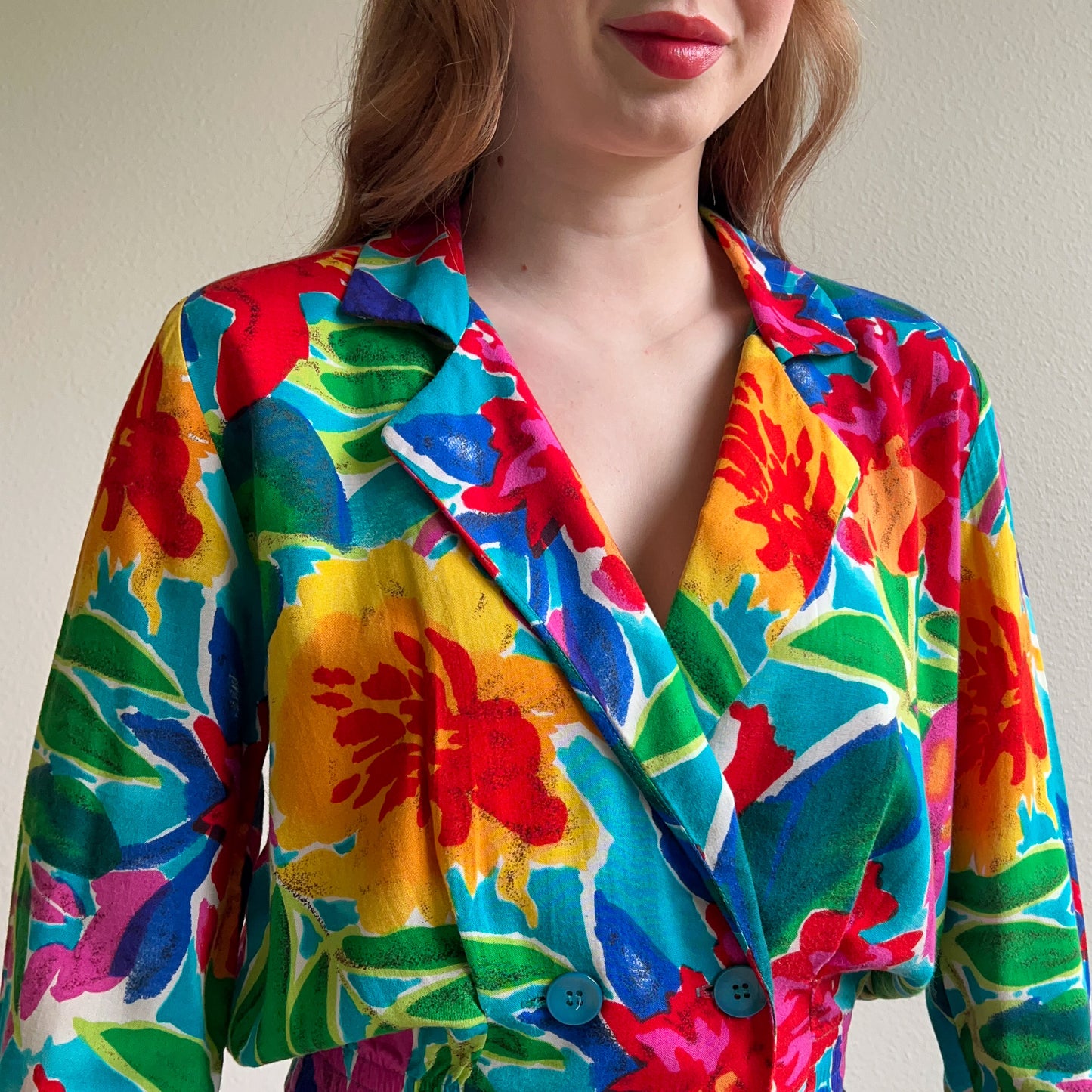 1980s Vibrant Tropical Print Cropped Blouse (M/L)