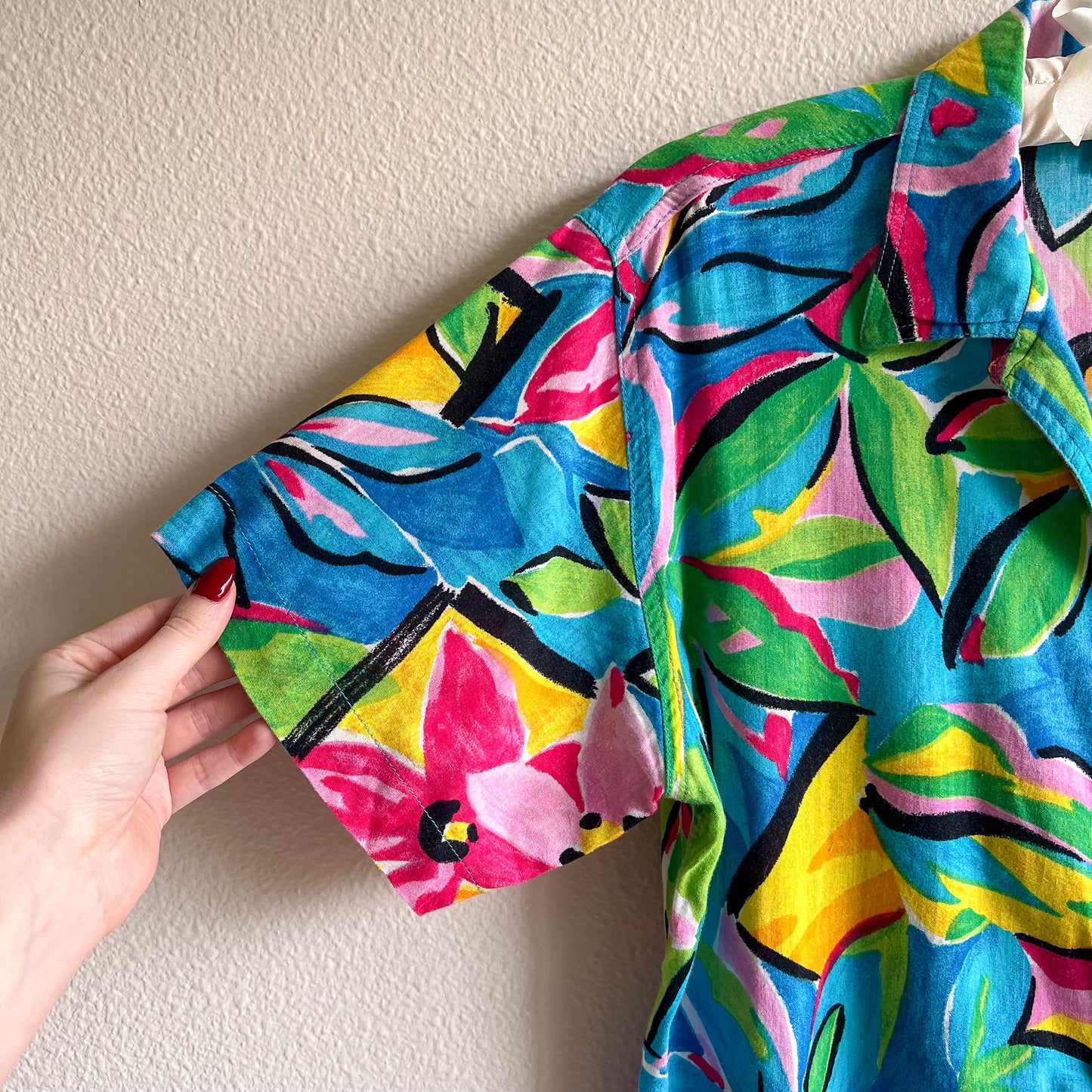 1980s Turquoise Tropical Print Button Down (M/L)