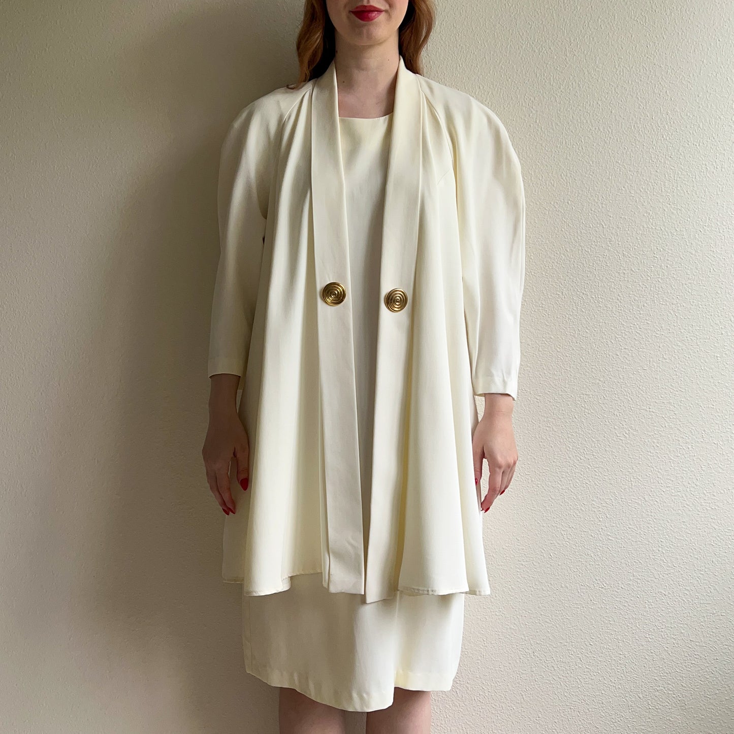 1980s White Dress and Jacket Set With Gold Buttons (L/XL)