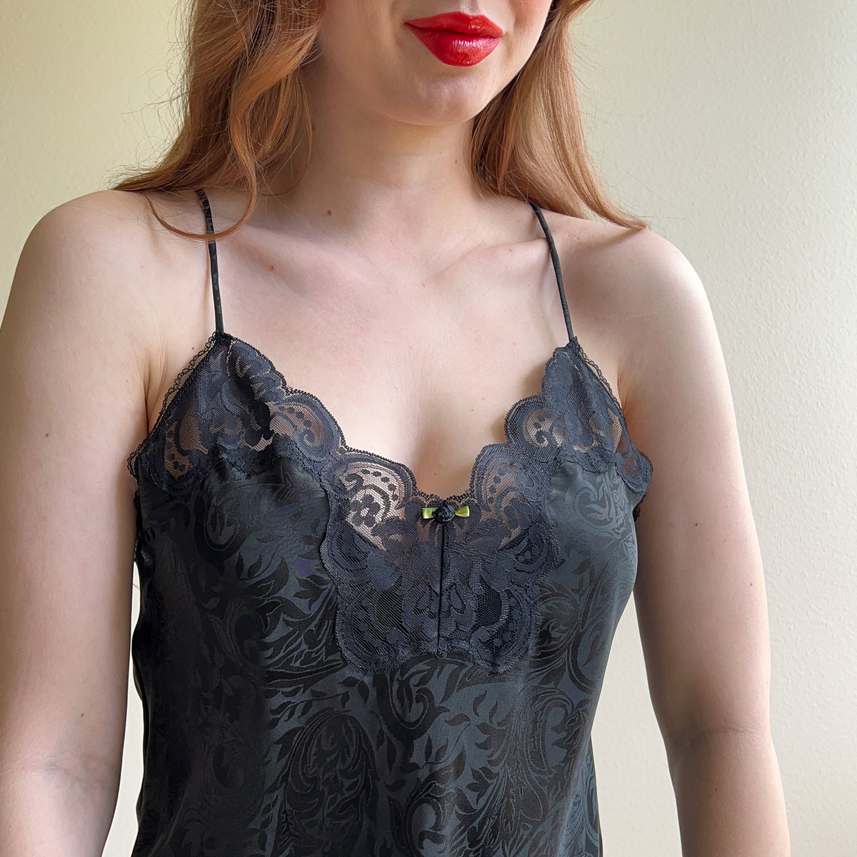 1990s Black Slip With Lace Details (L)