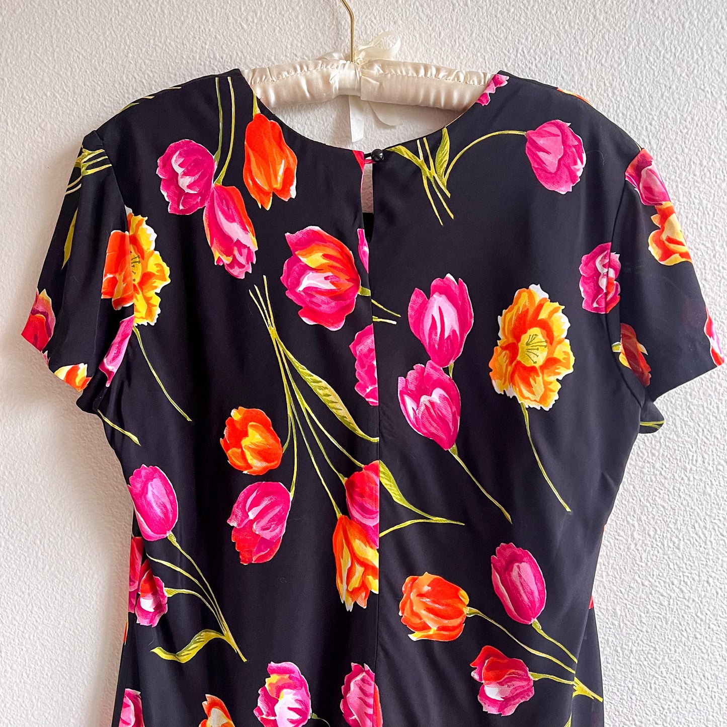 1990s Black Dress With Vibrant Tulip Print (L/XL)