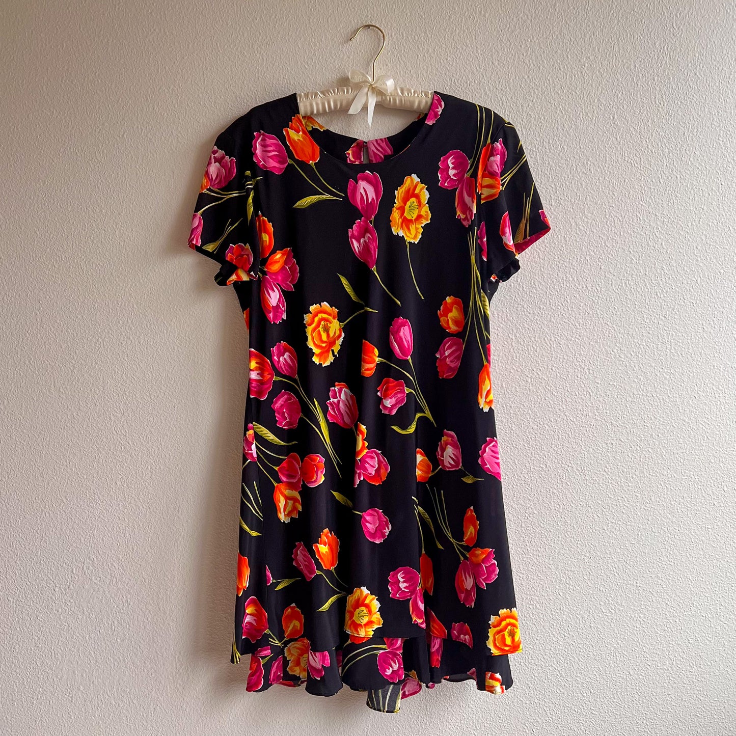 1990s Black Dress With Vibrant Tulip Print (L/XL)