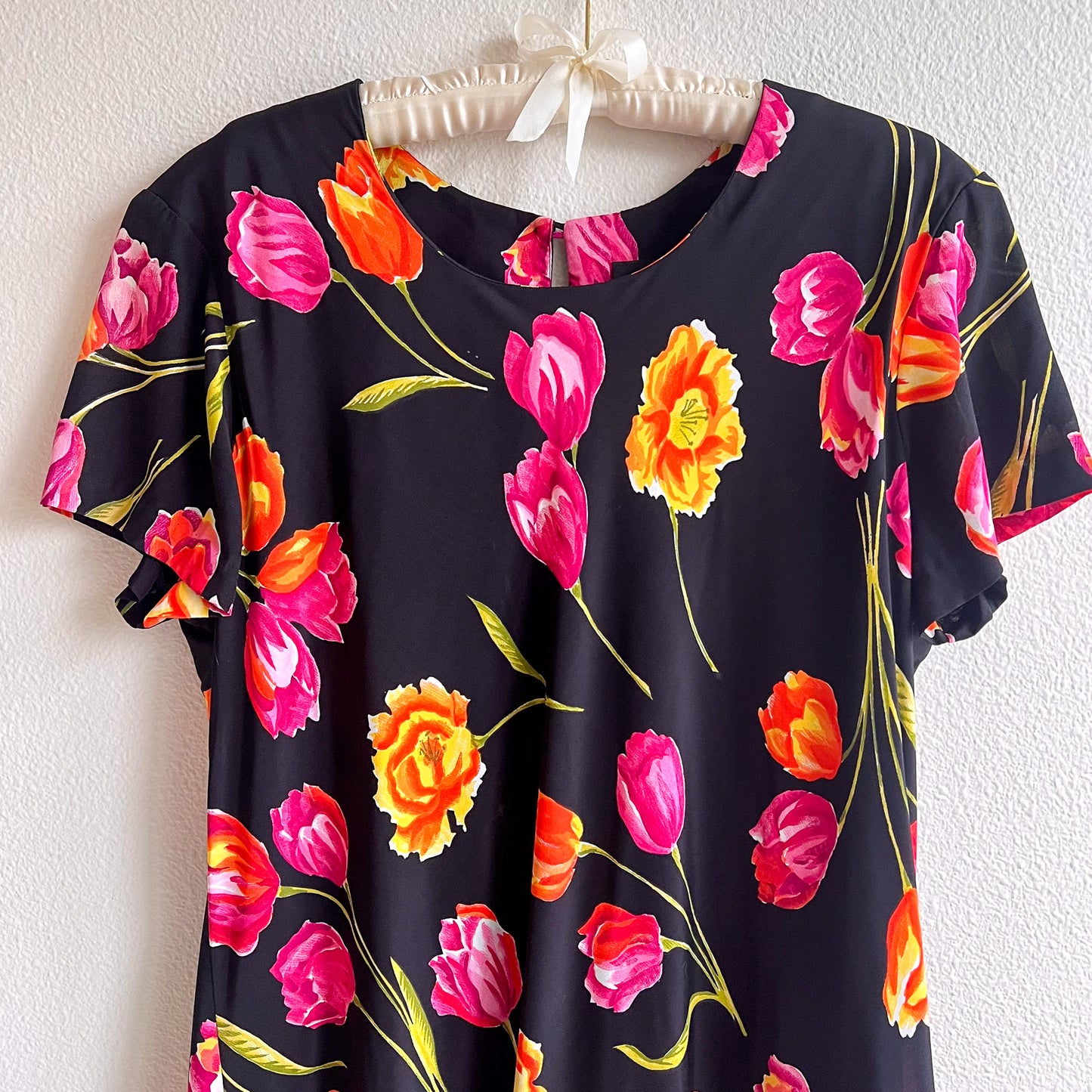 1990s Black Dress With Vibrant Tulip Print (L/XL)