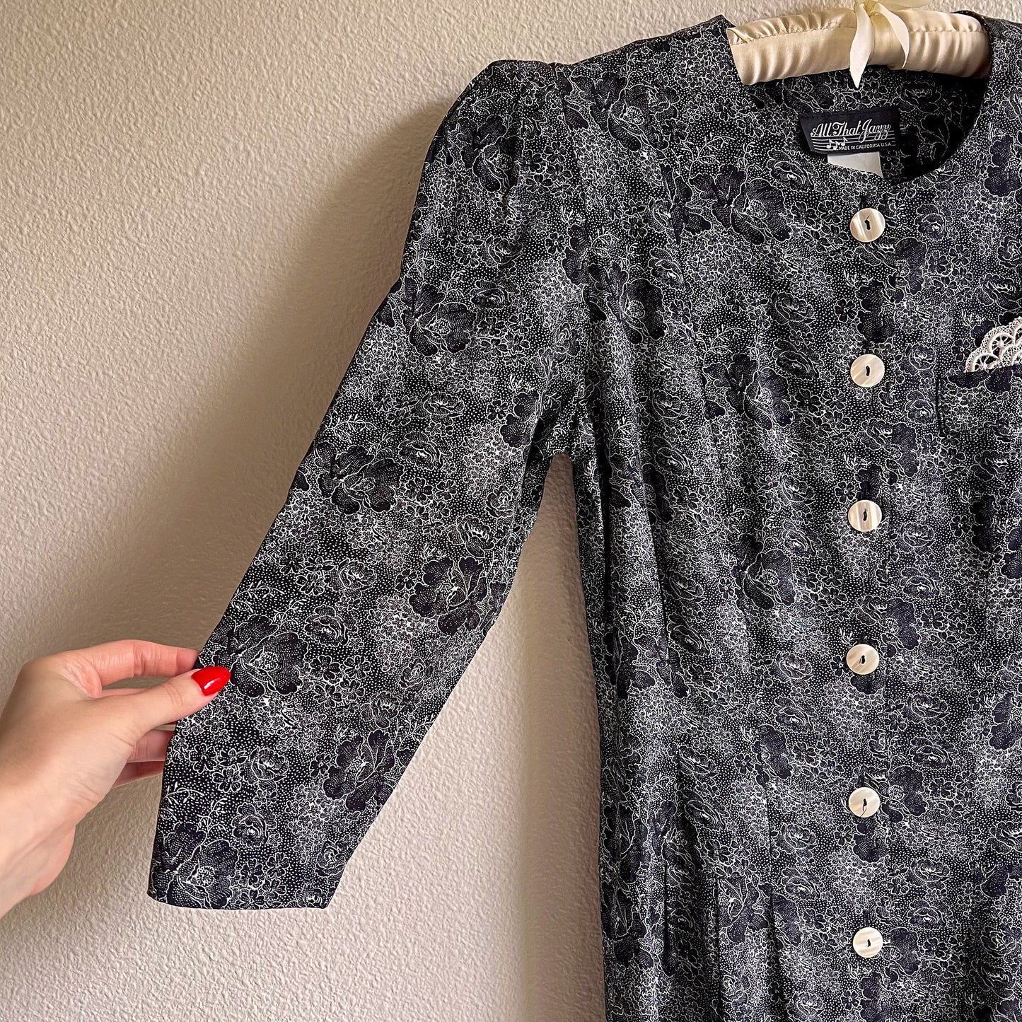 1990s Black and White Floral Buttoned Sheath Dress (M)