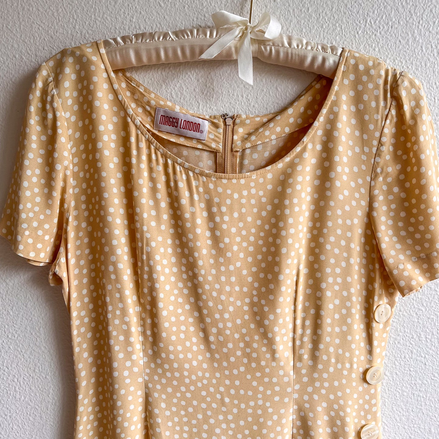 1990s Maggy London Cream Buttoned Midi Dress (M/L)