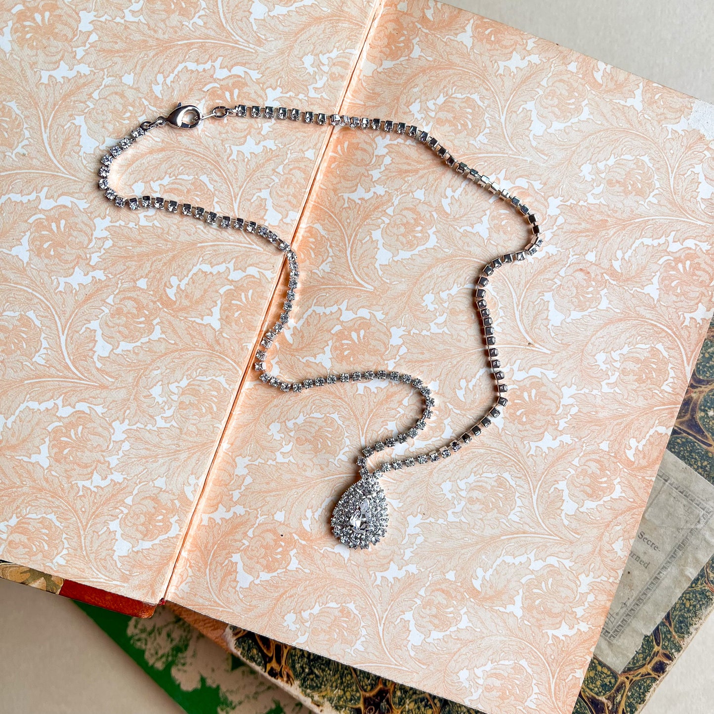 1990s-Does-1950s Rhinestone Pendant Necklace