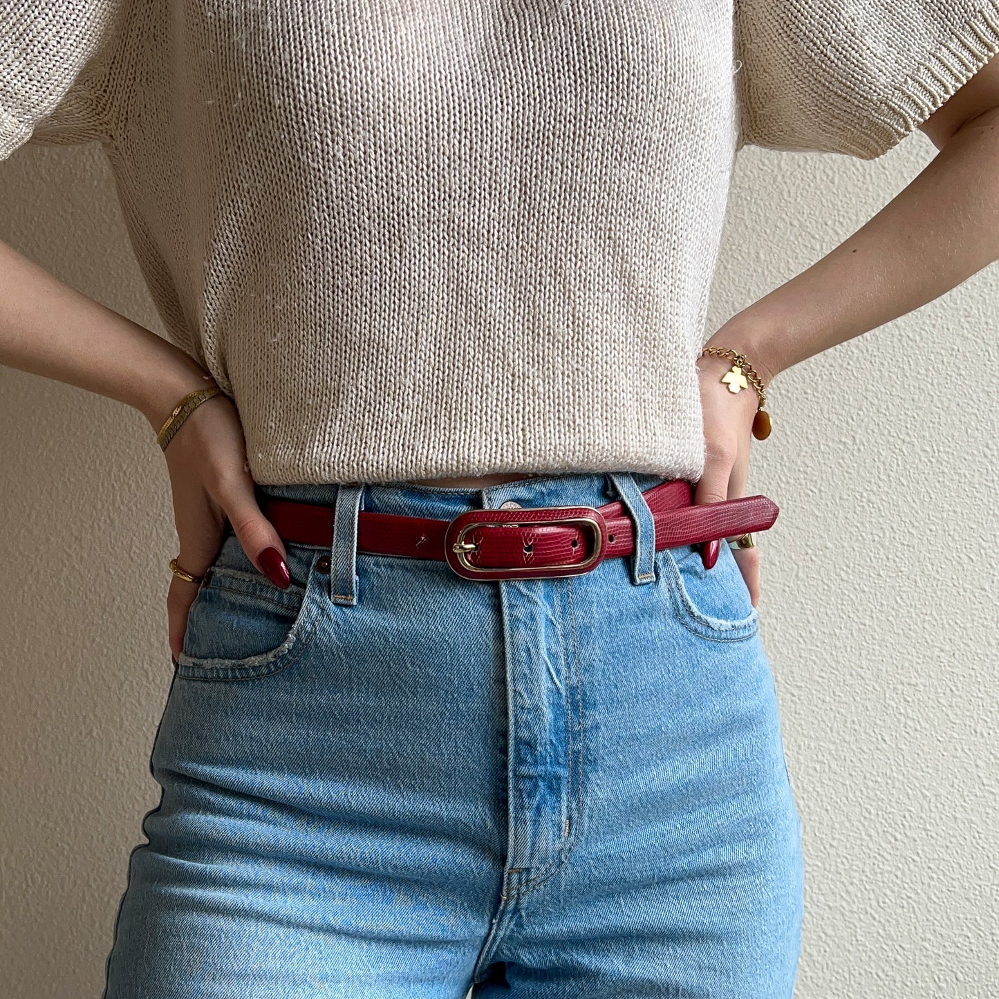 1990s-Does-1960s Red Faux Snakeskin Thin Belt (L)