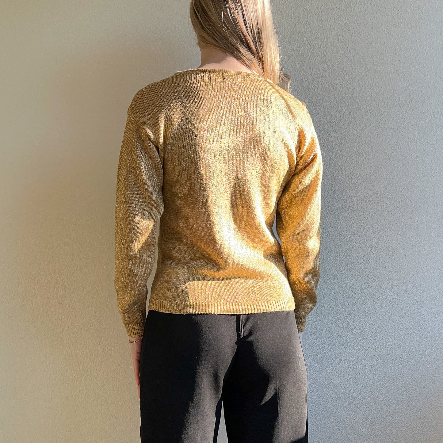 1990s Metallic Gold Long Sleeve Sweater (S/M)